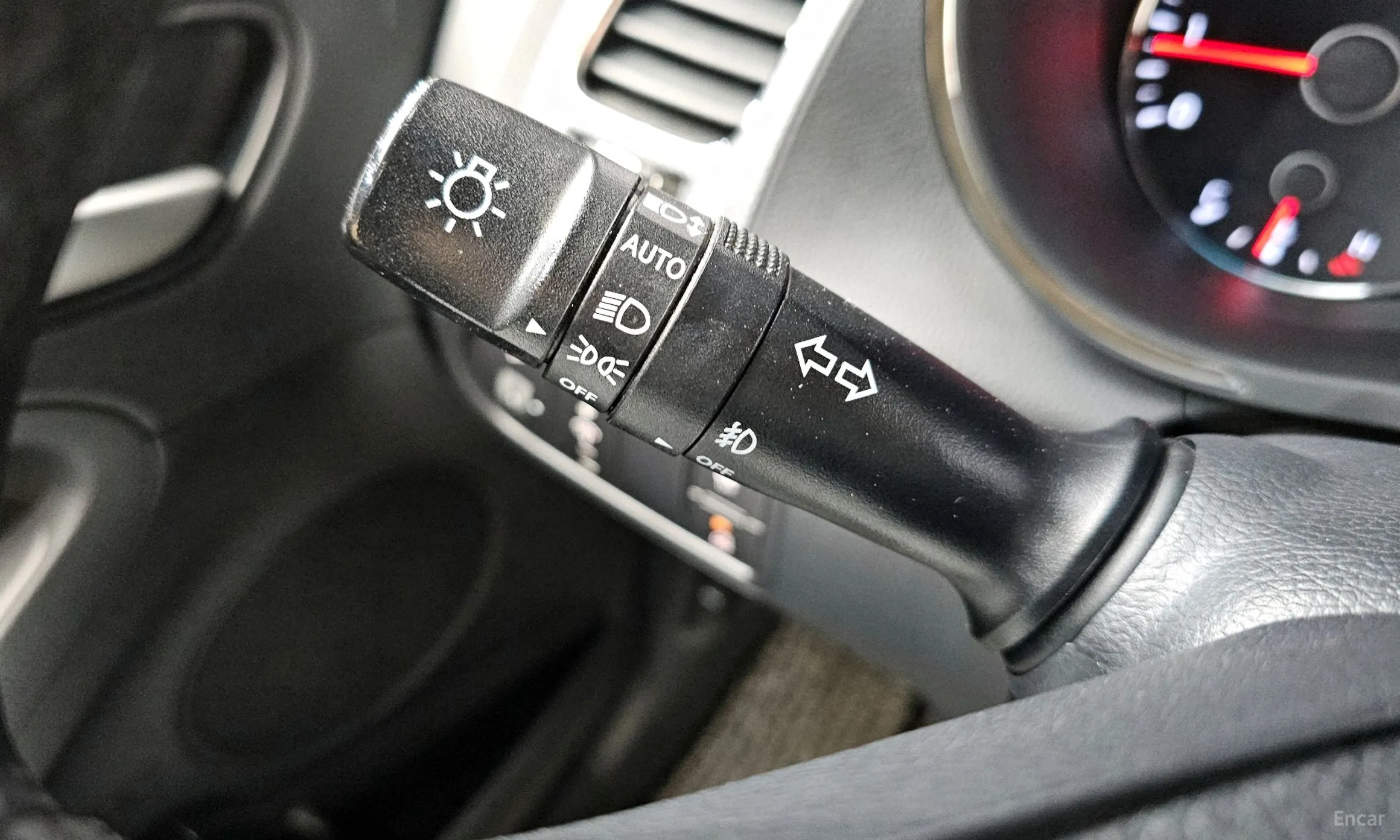 Kia K3 превью 18