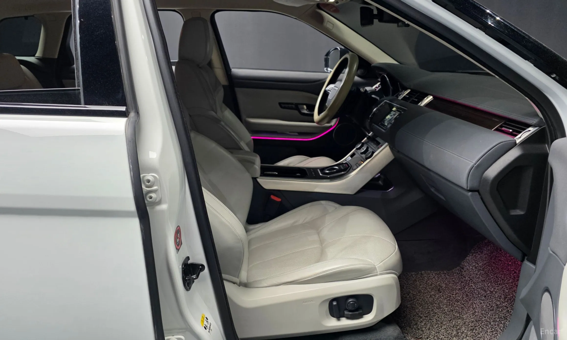 Land Rover Range Rover Evoque превью 11