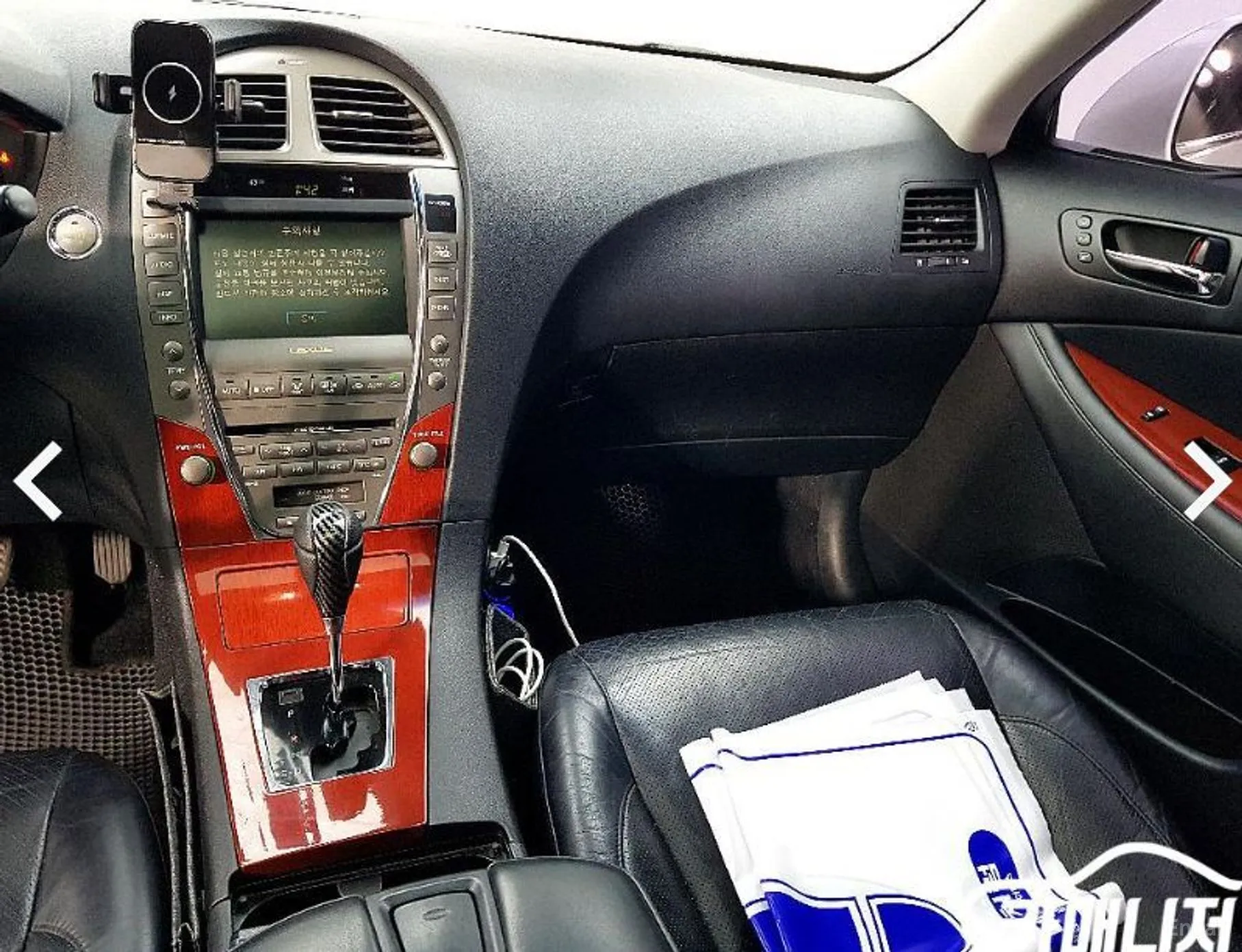 Lexus ES350 превью 10