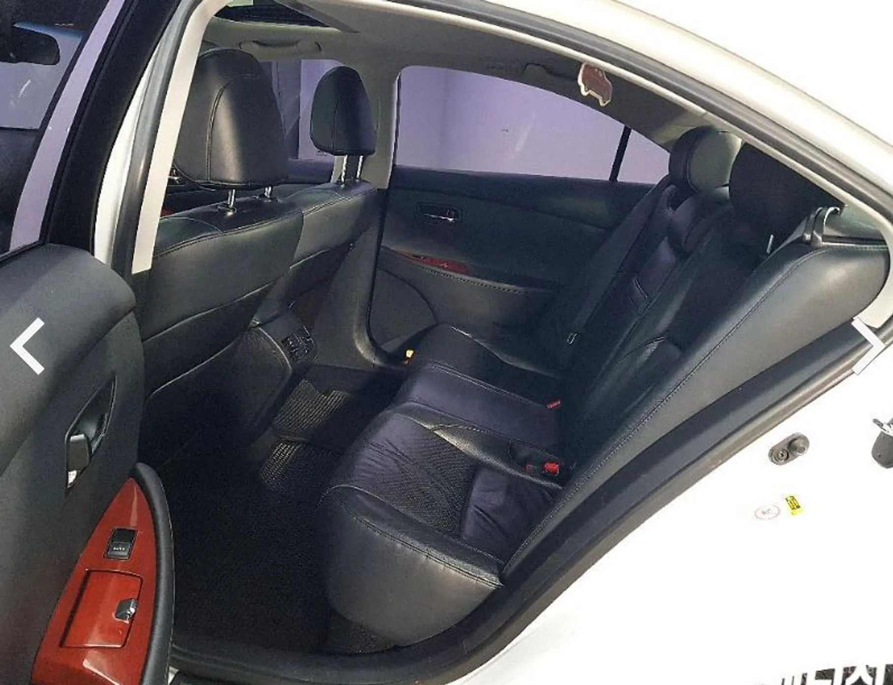 Lexus ES350 превью 9