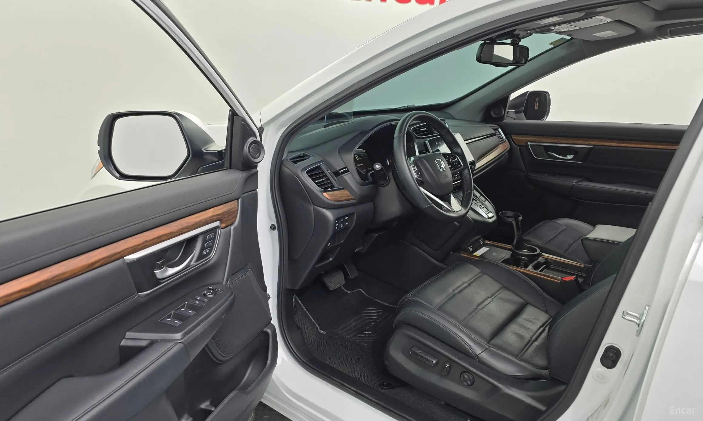Honda CR-V 5th generation превью 10