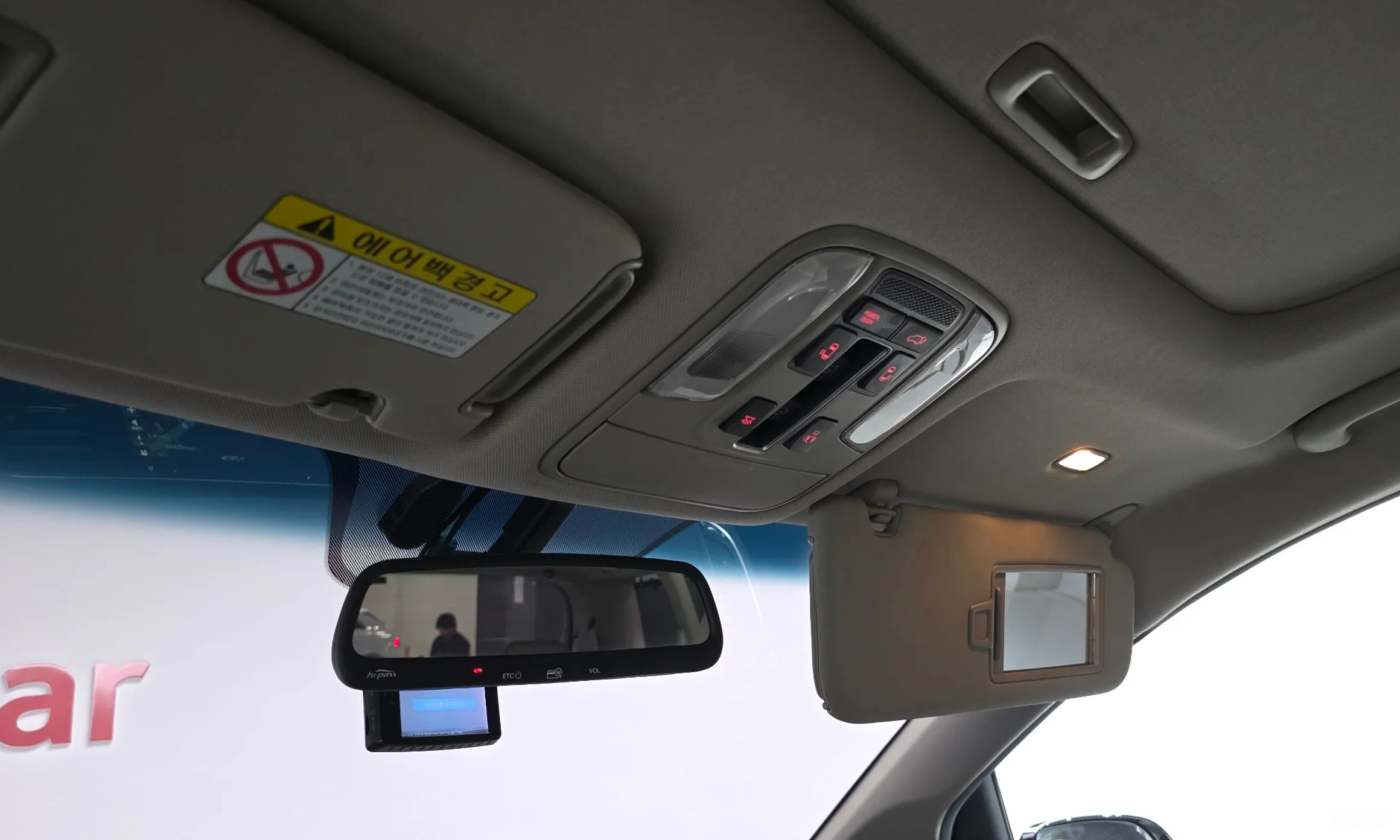 Kia Carnival превью 19