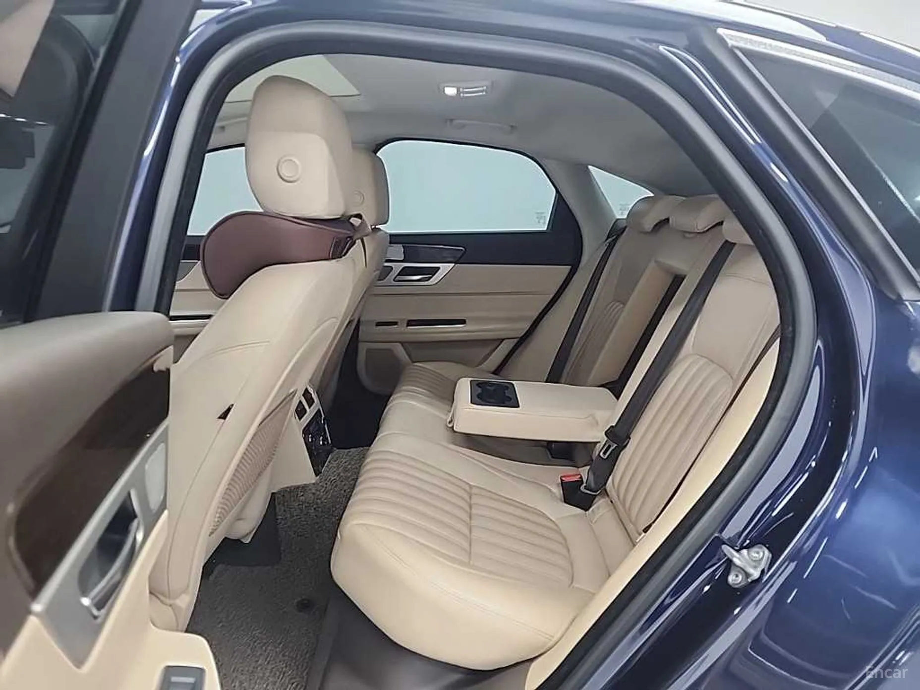 Jaguar XF (x260) превью 12