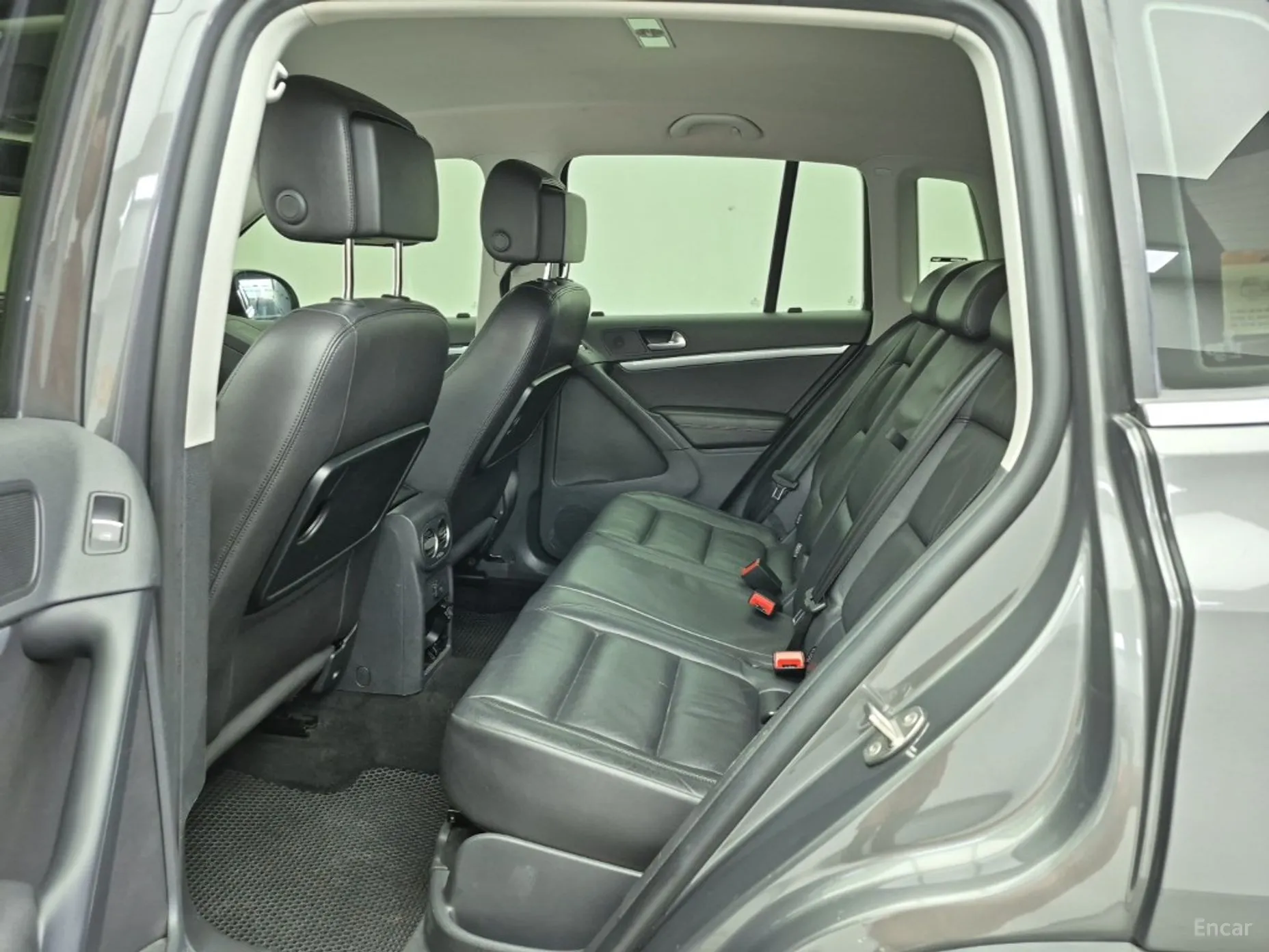 Volkswagen New Tiguan превью 12