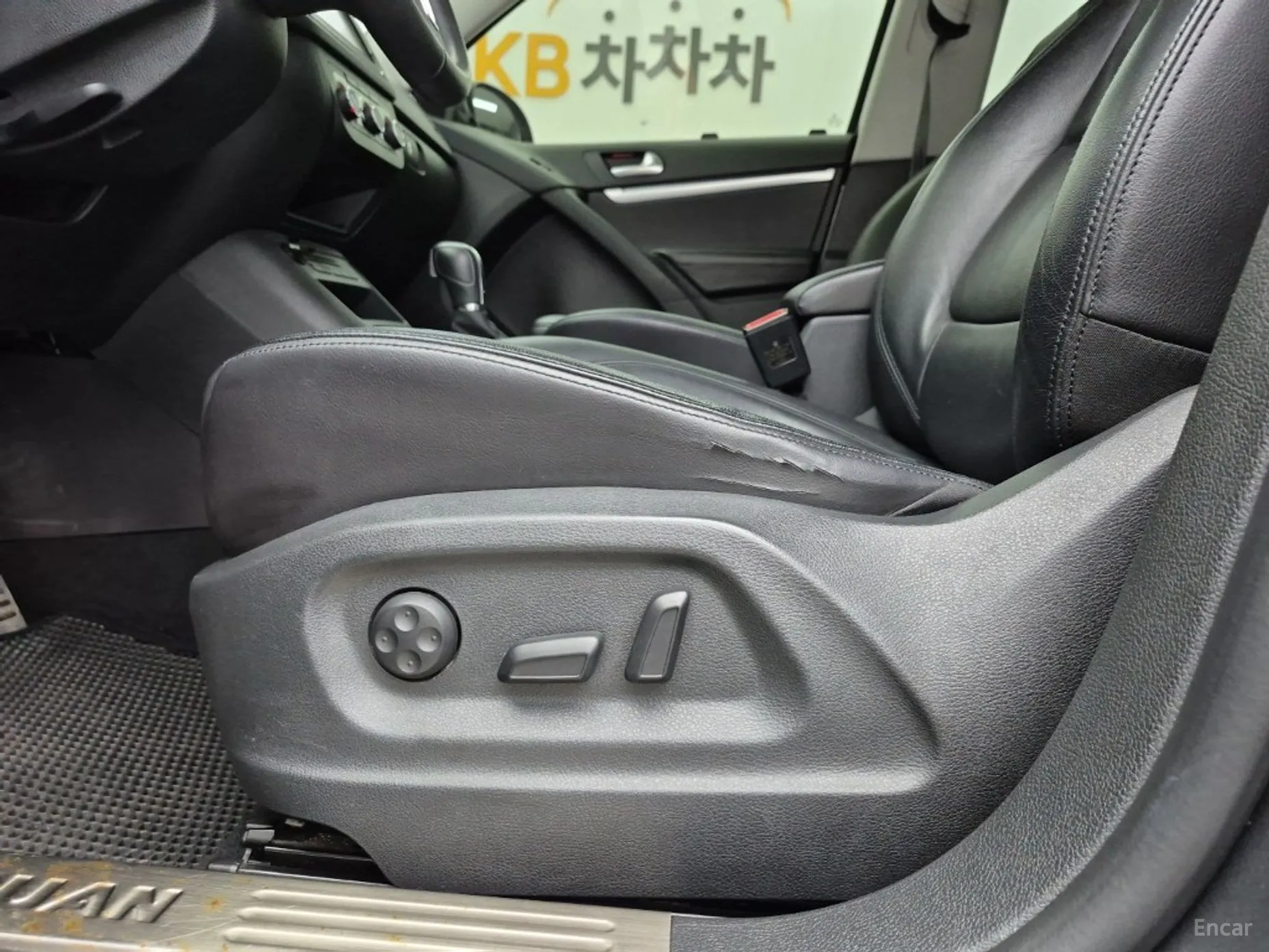 Volkswagen New Tiguan превью 16