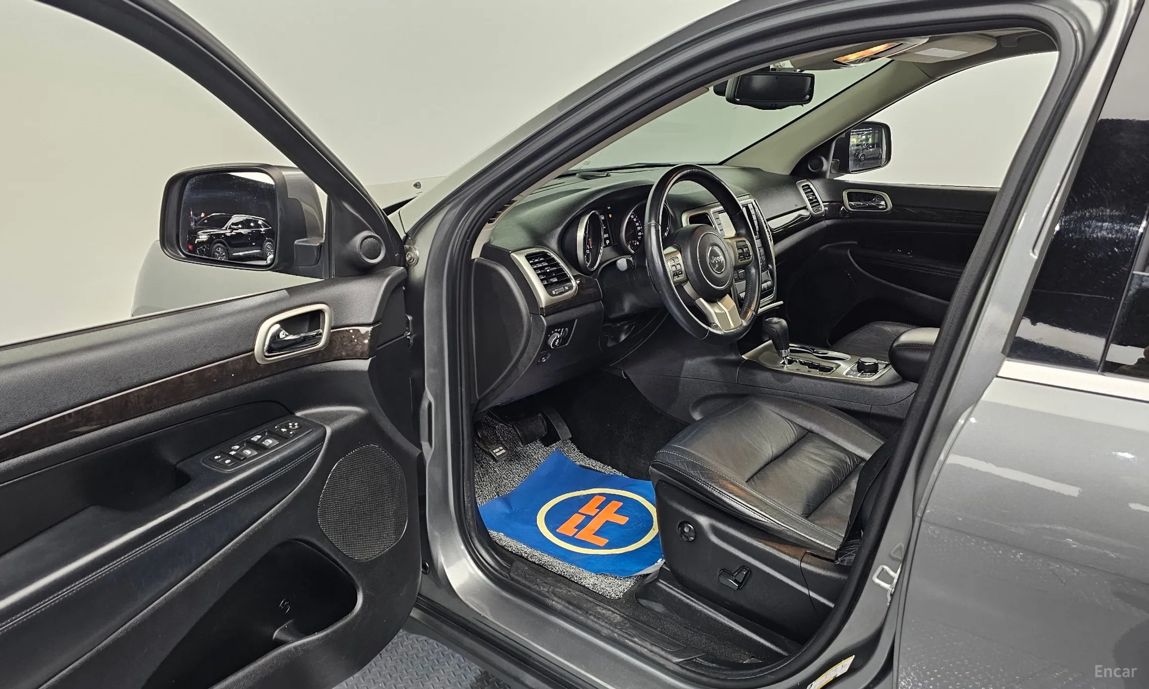 Jeep Grand Cherokee превью 10