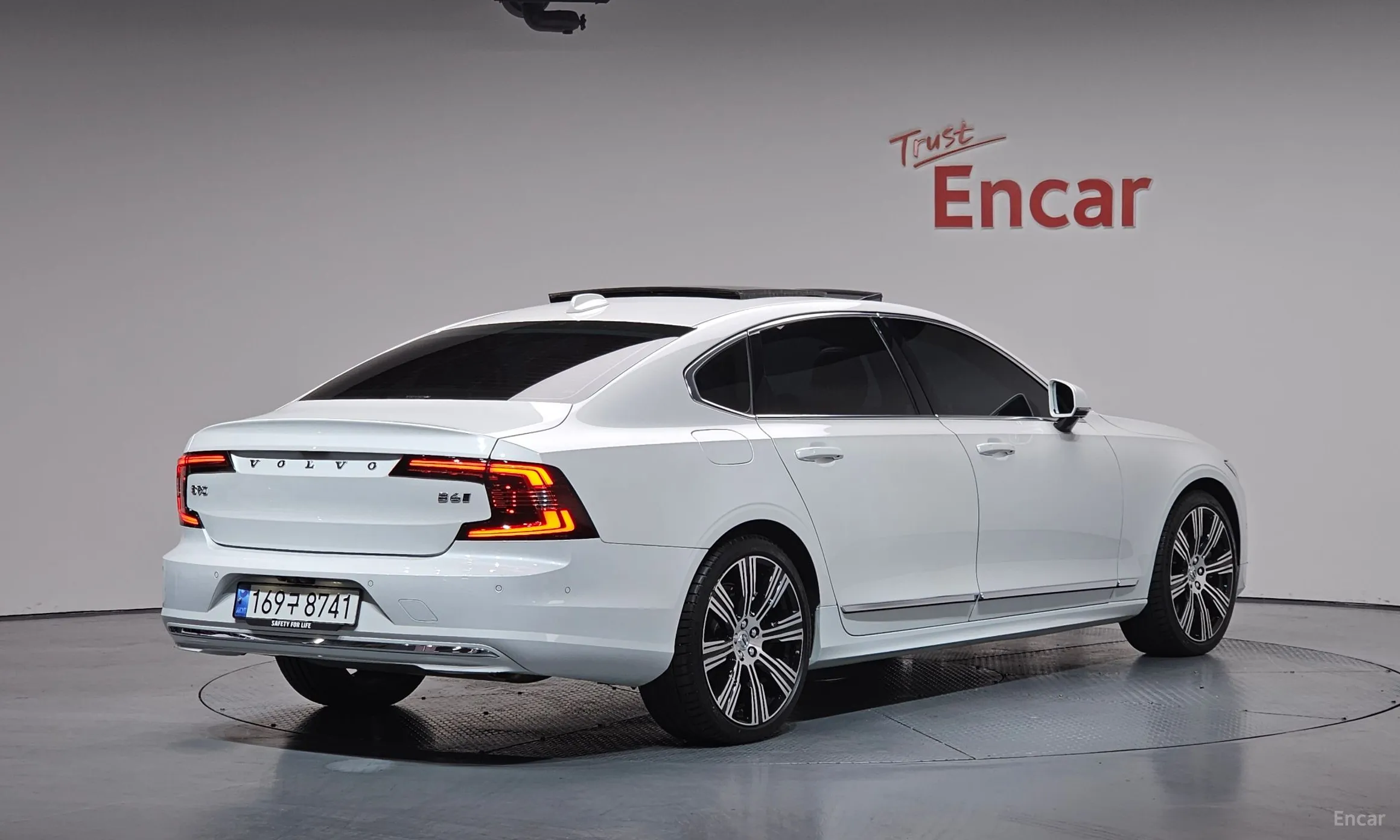 Volvo S90