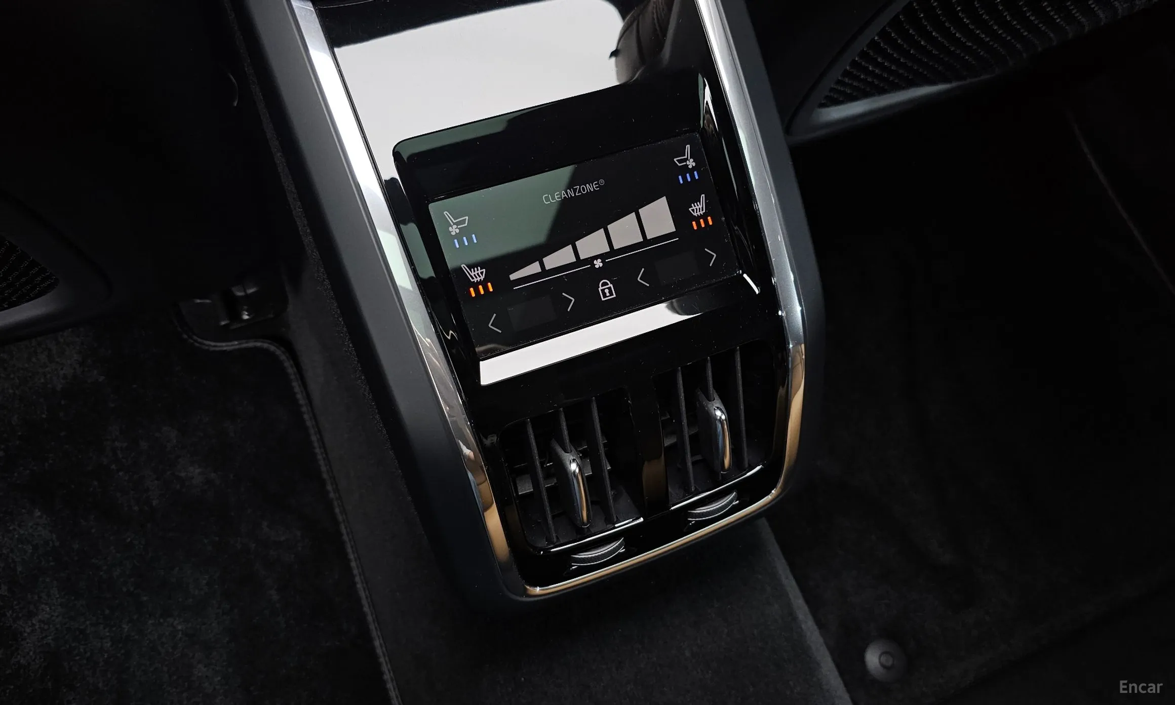 Volvo S90 превью 19