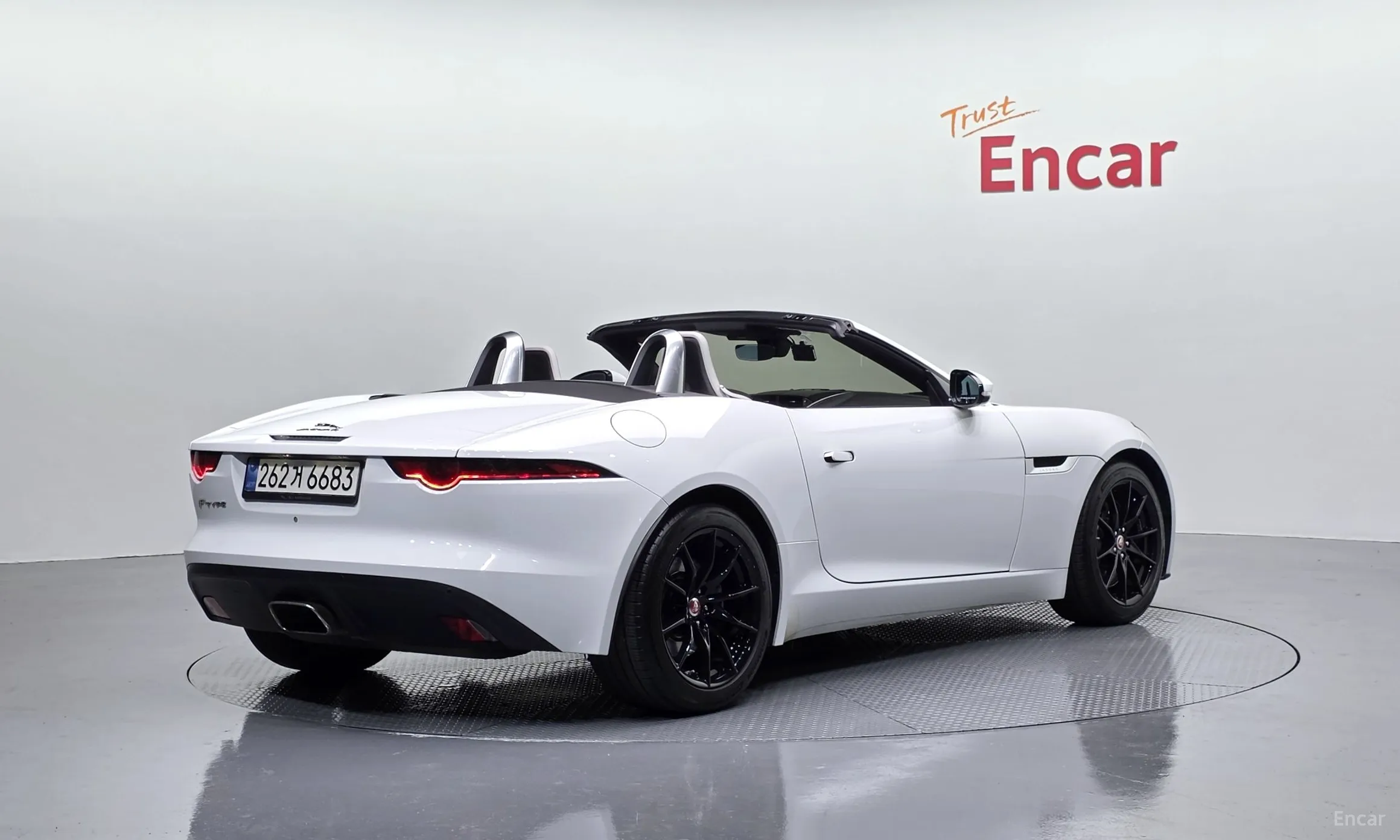Jaguar F-TYPE