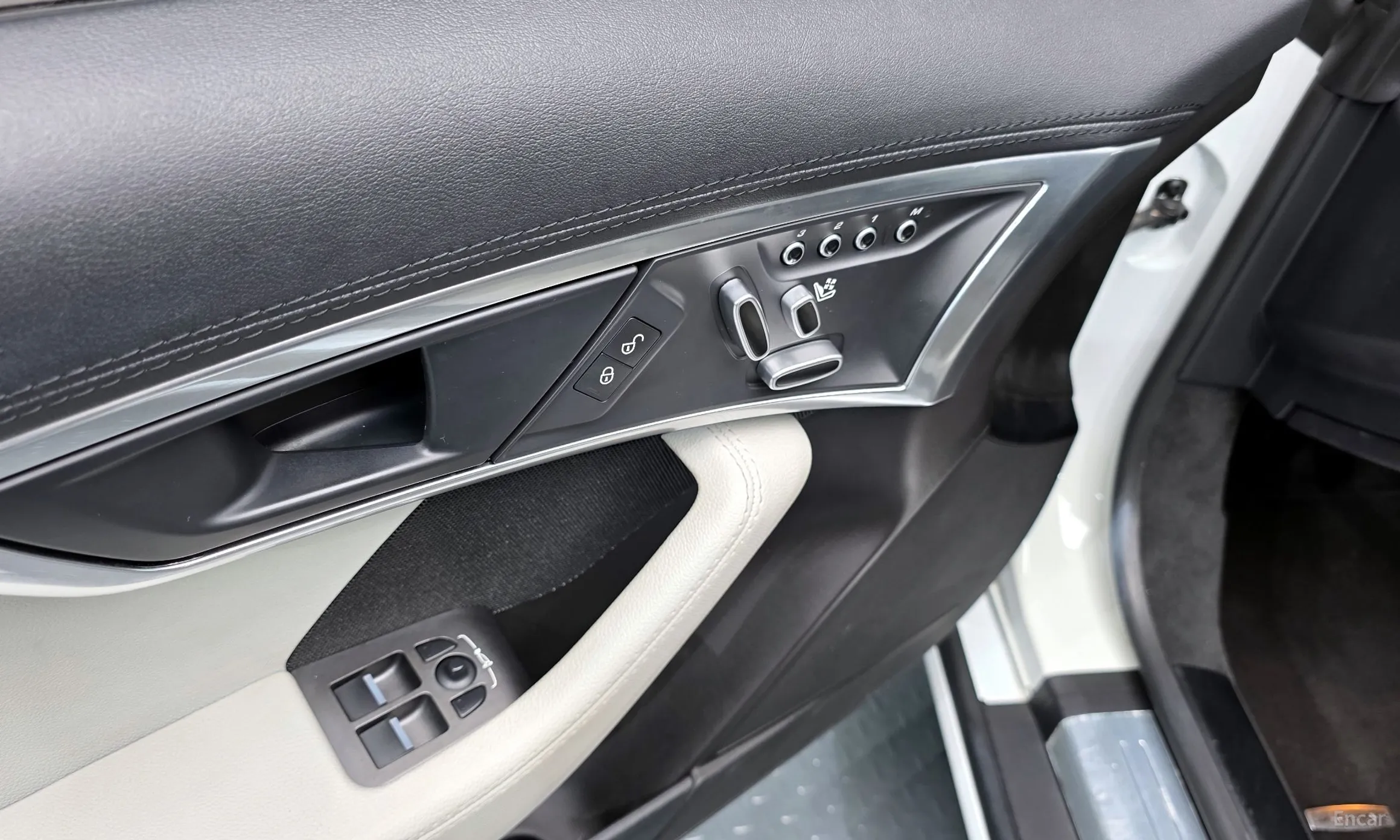 Jaguar F-TYPE превью 20