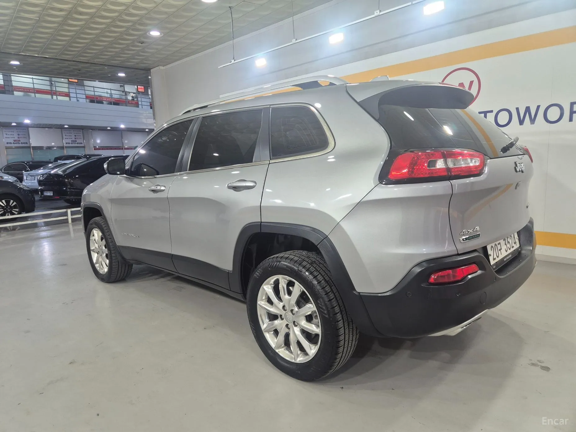 Jeep Grand Cherokee превью 5