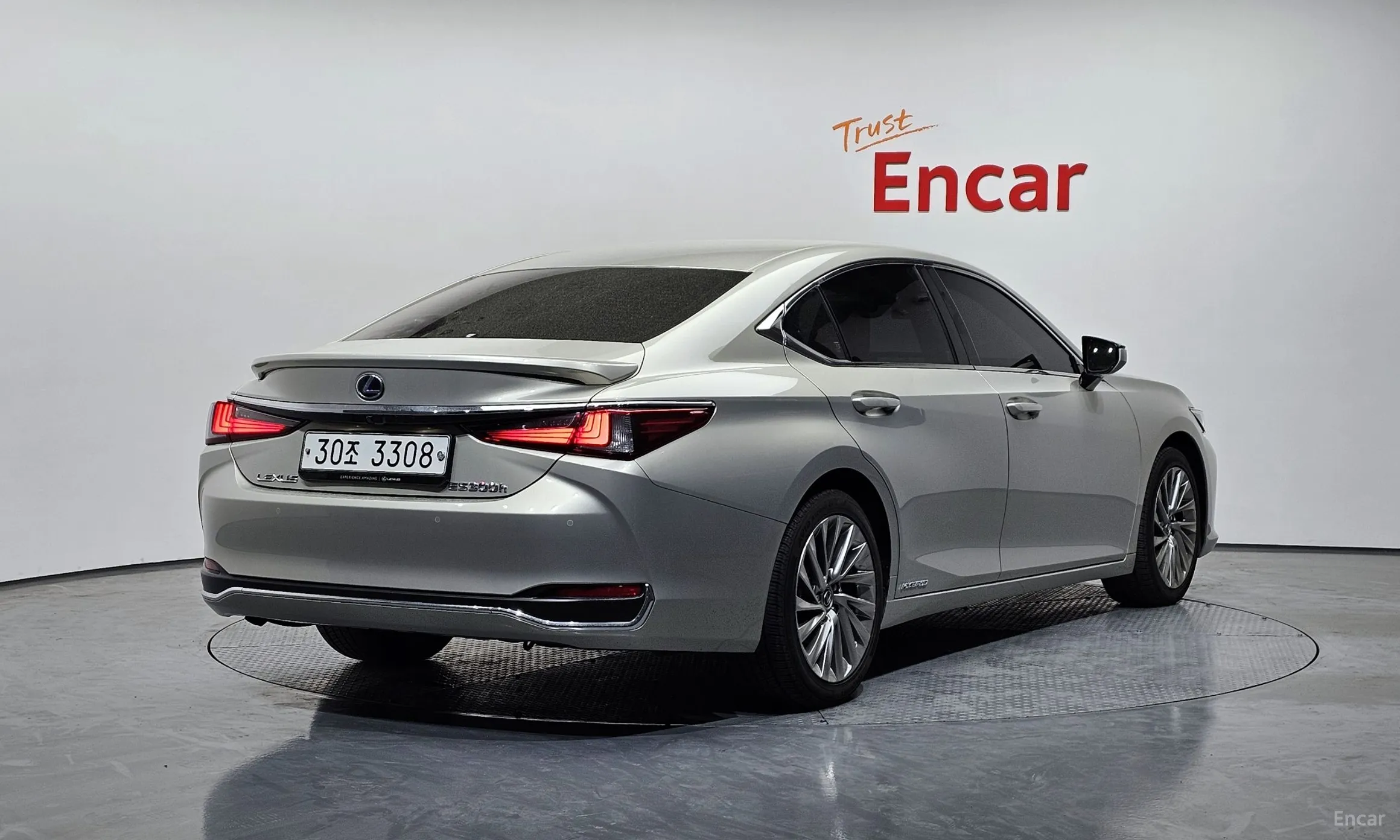 Lexus ES300h 7th Generation превью 2