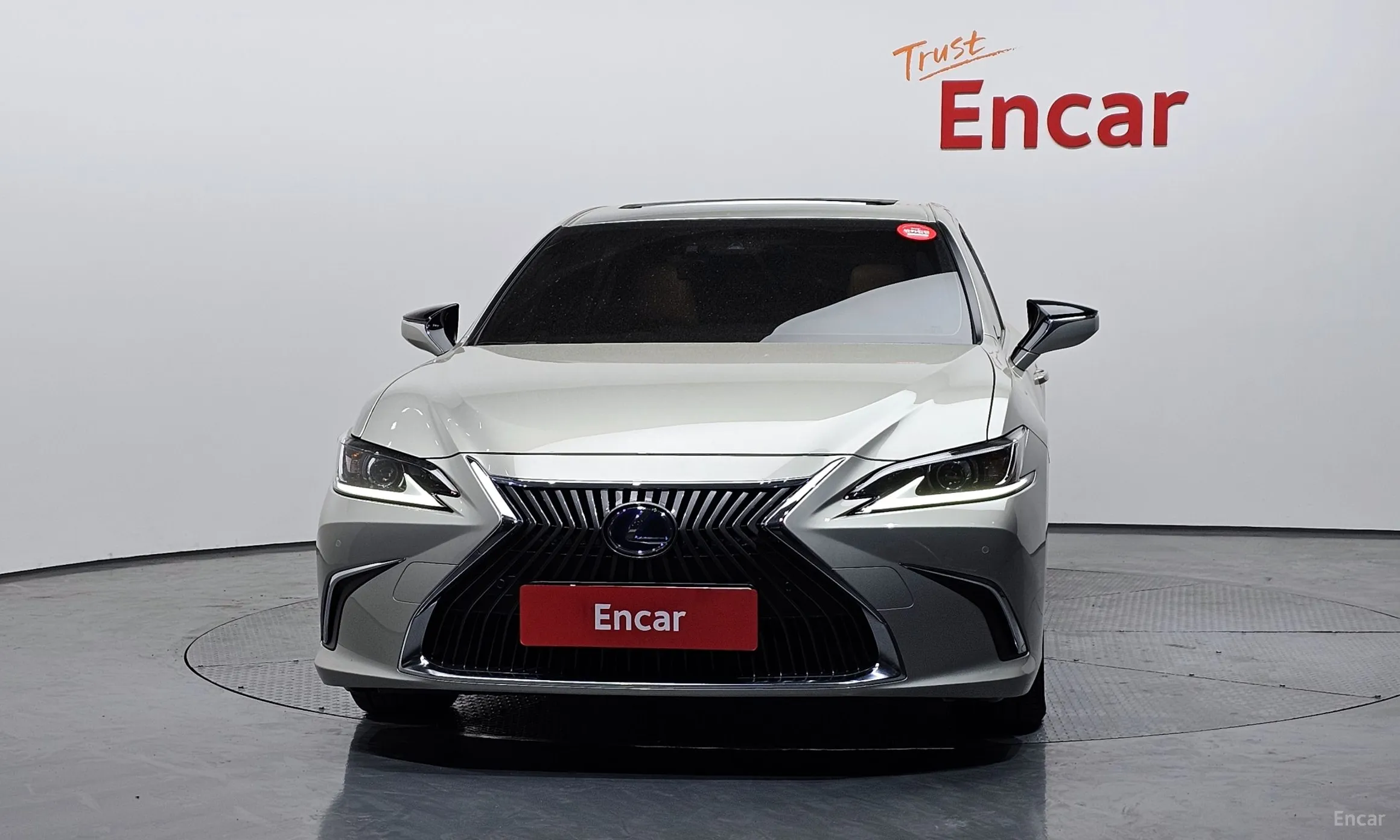 Lexus ES300h 7th Generation превью 3