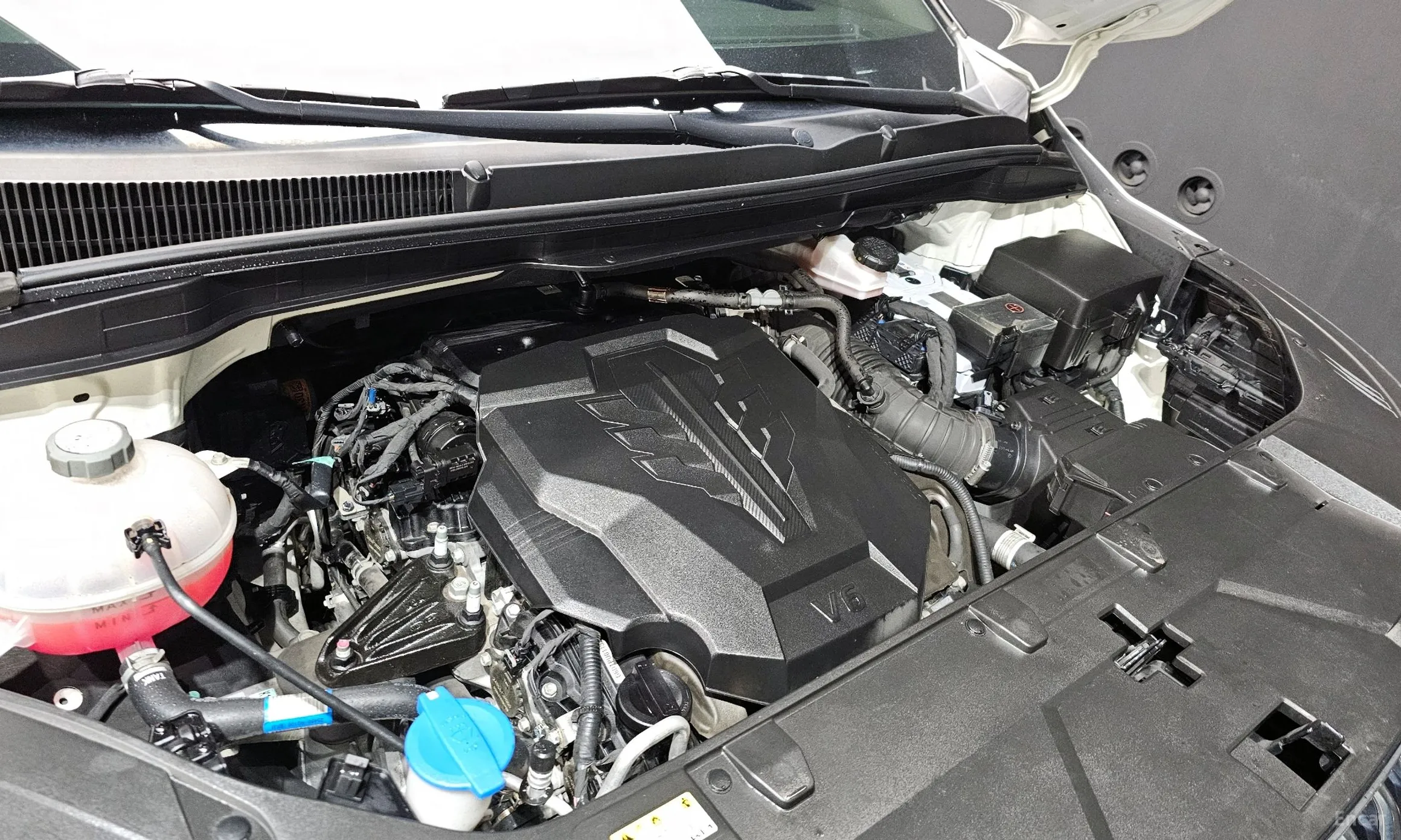 Kia Carnival Gen 4 превью 6