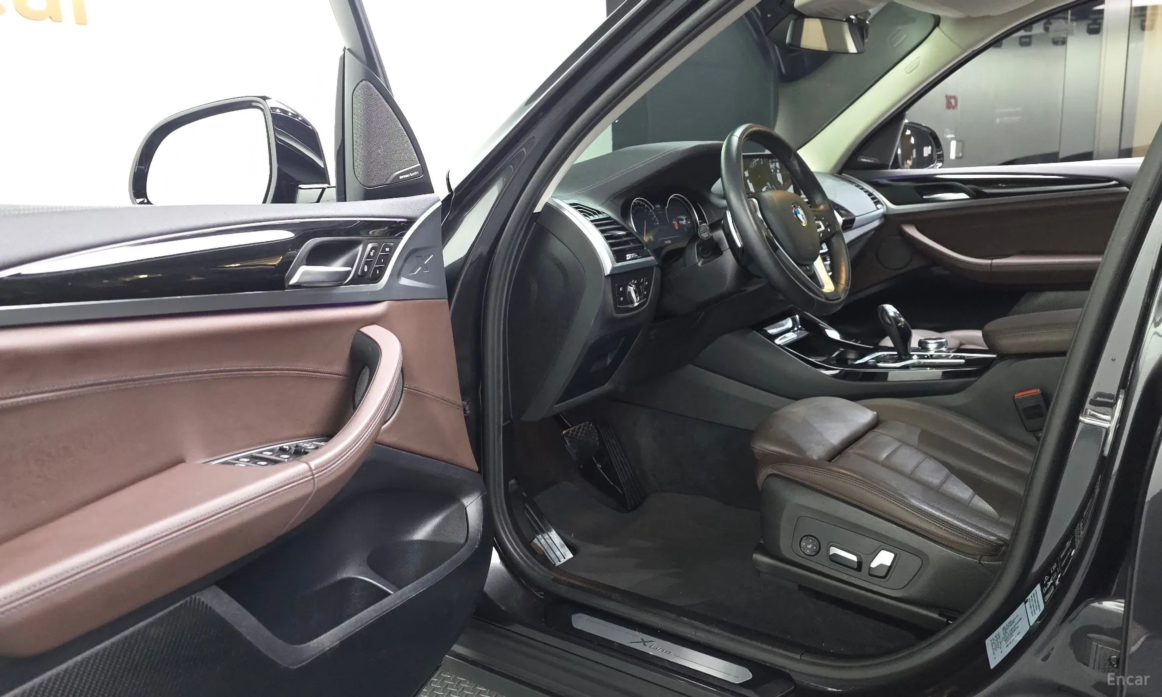 BMW X3 (G01) превью 10
