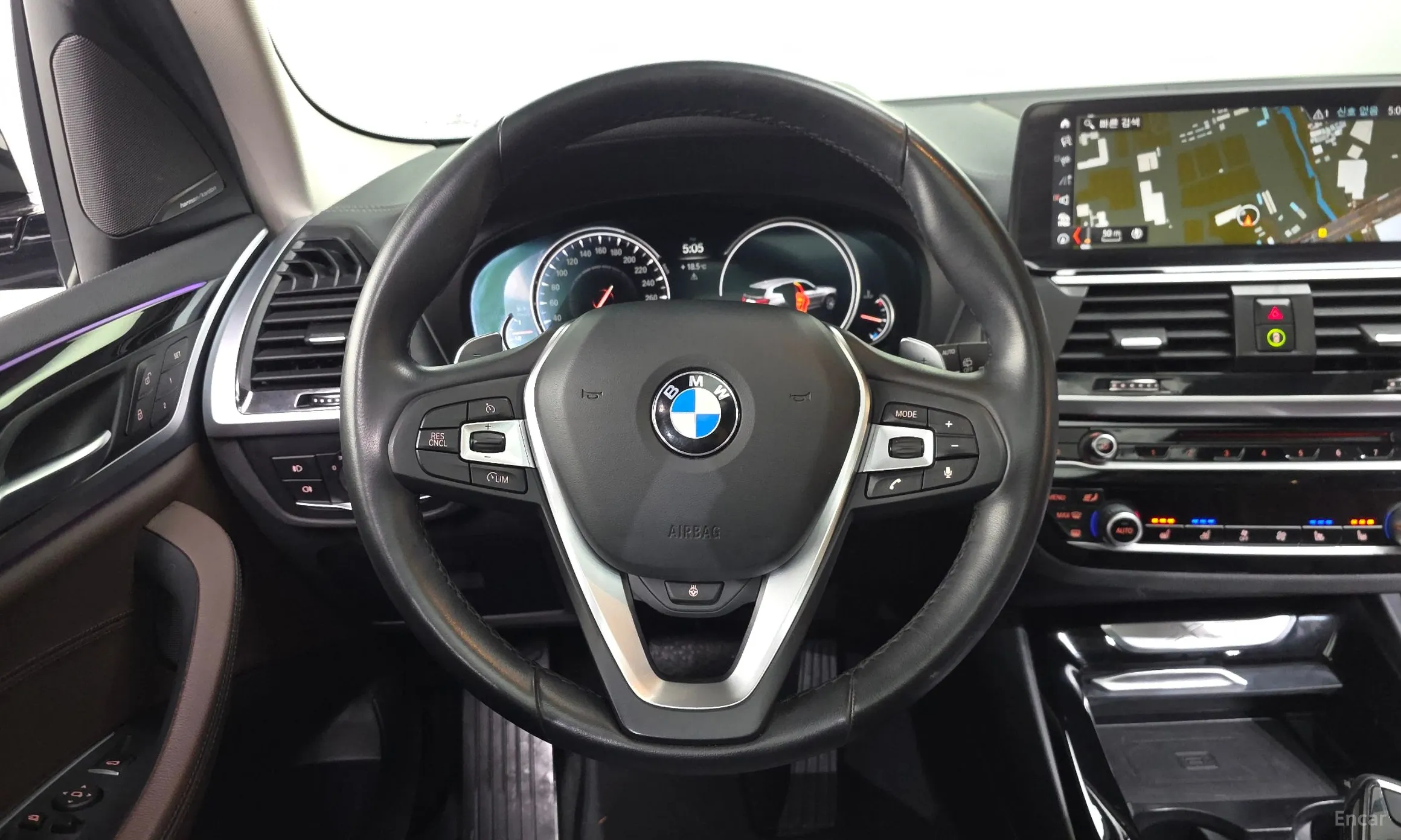BMW X3 (G01) превью 13