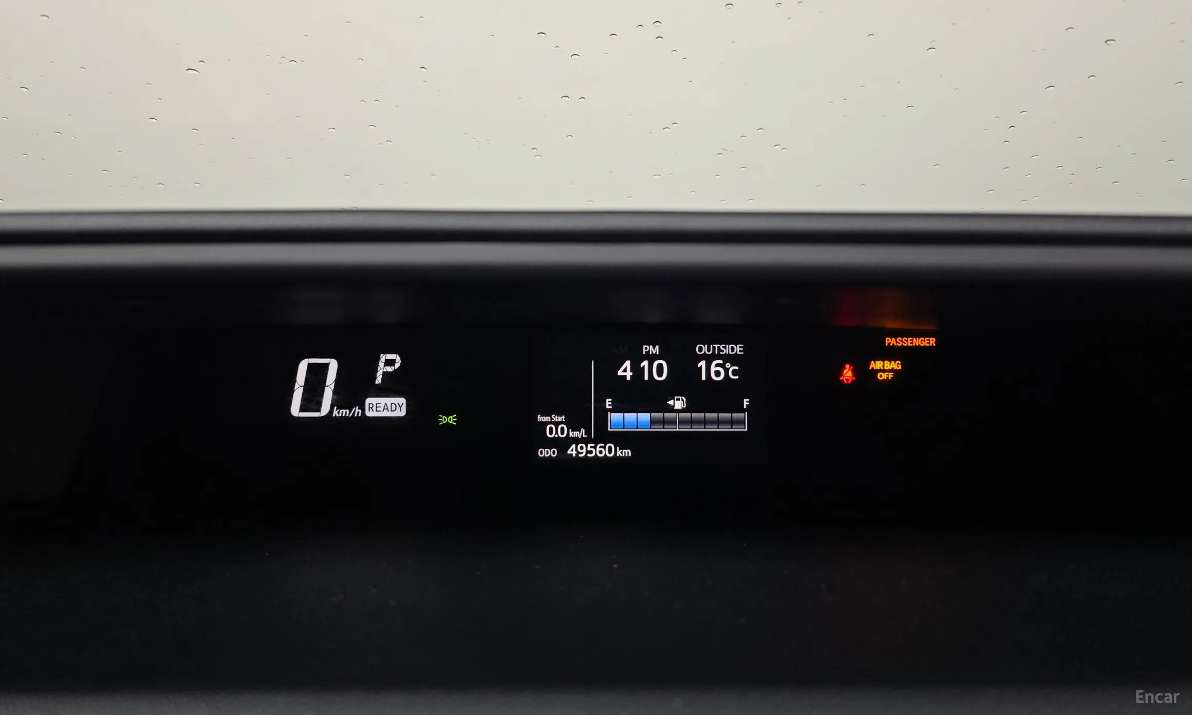 Toyota Prius C превью 8