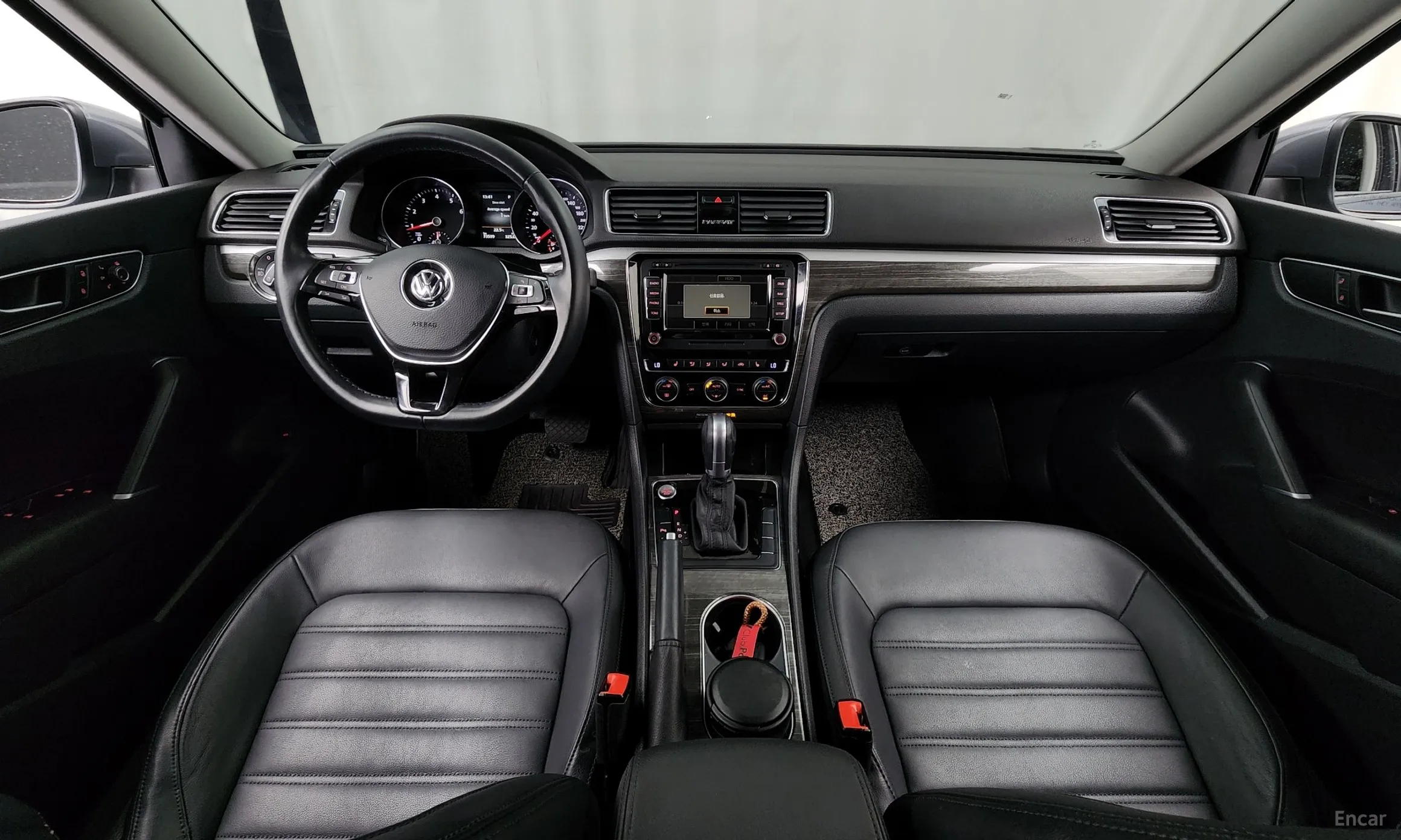 Volkswagen The New Passat превью 7