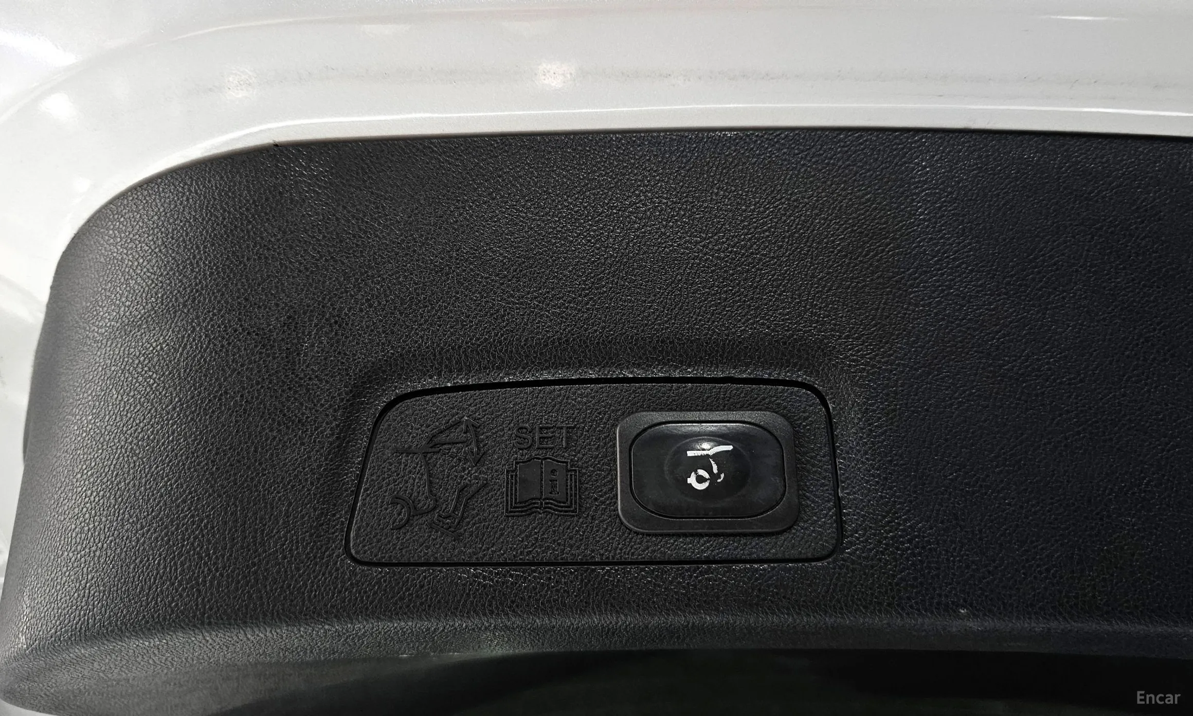 Lincoln MKC превью 18