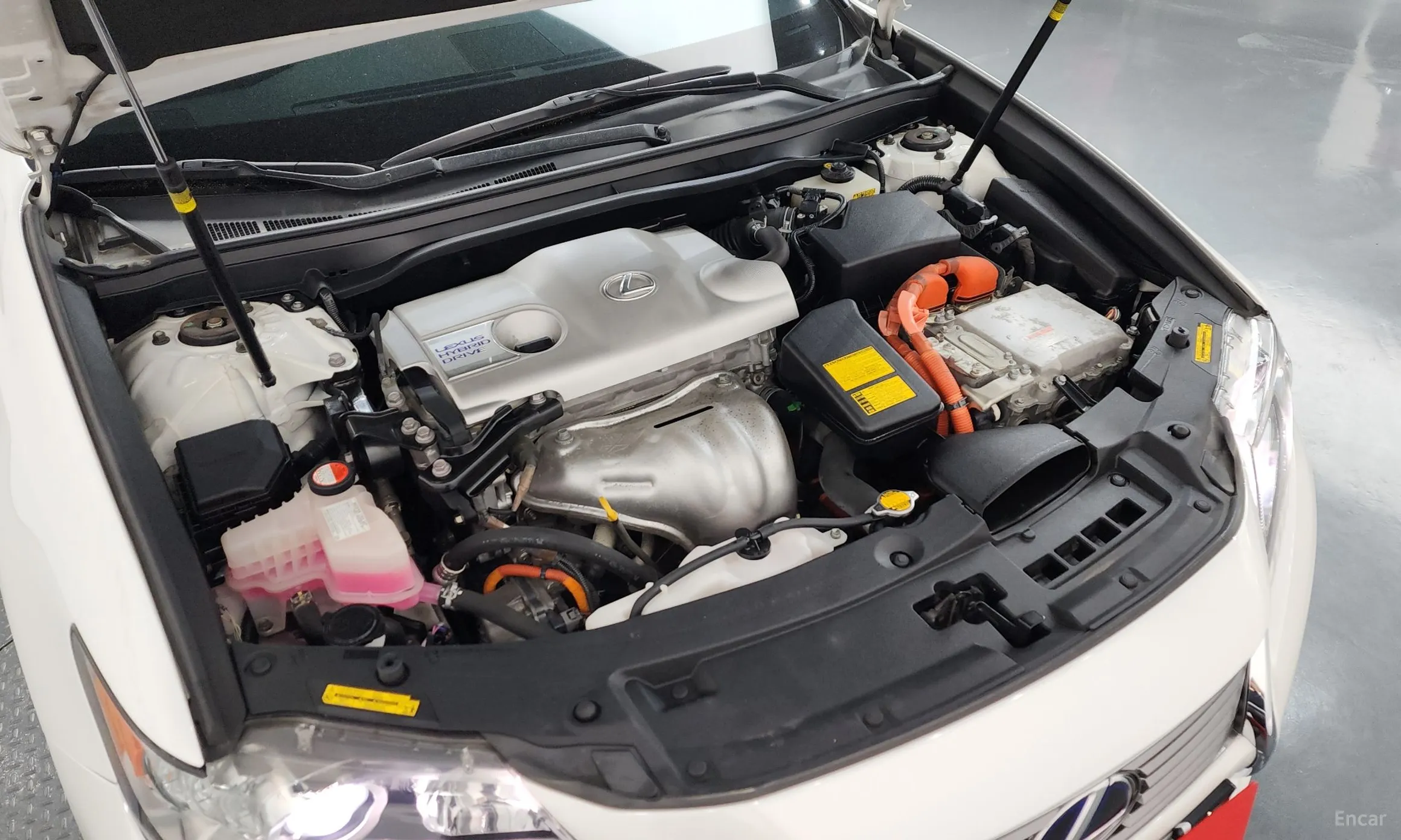 Lexus New ES300h превью 6