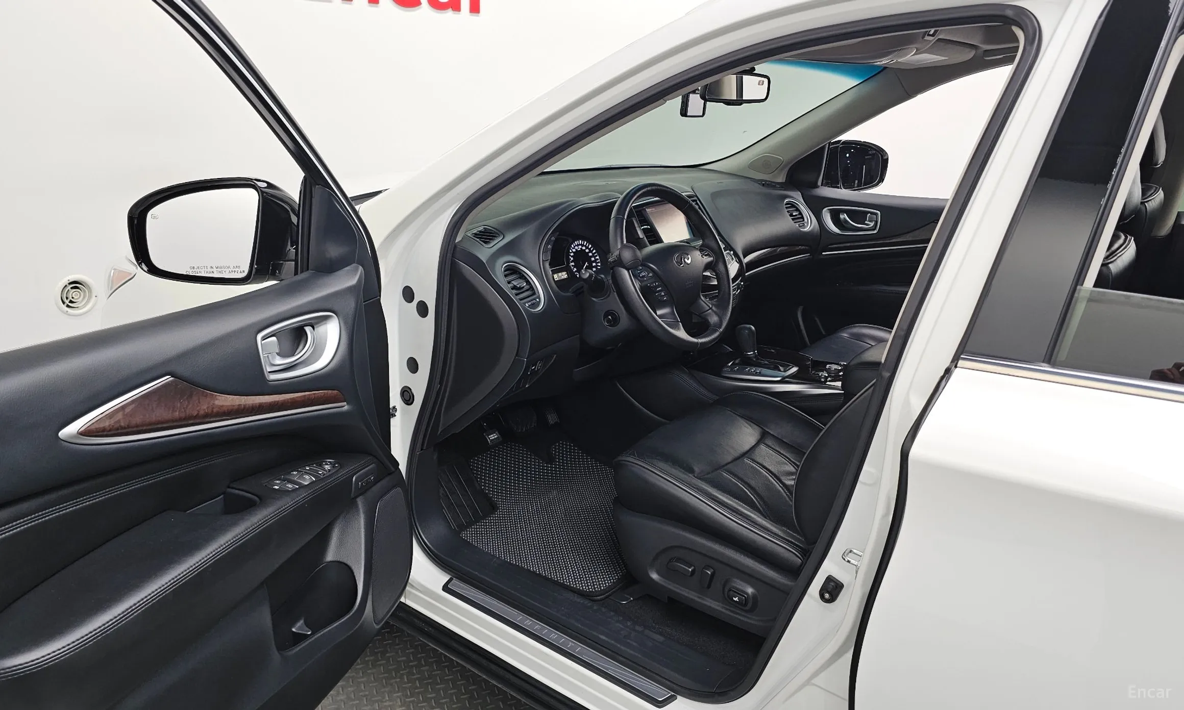 Infiniti QX60 превью 10