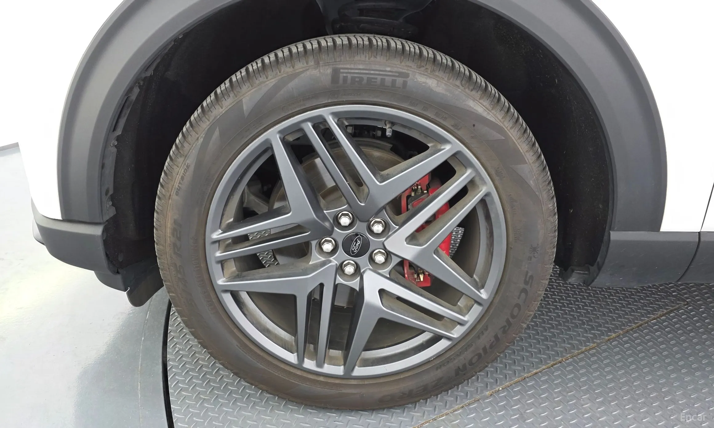 Ford Explorer 6th Generation превью 5
