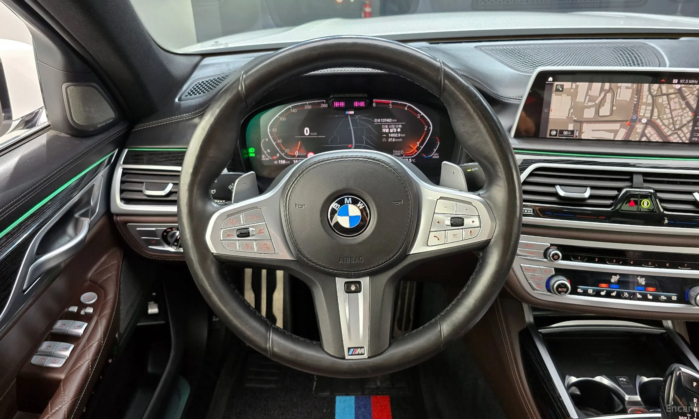 BMW 7 Series (G11) превью 13