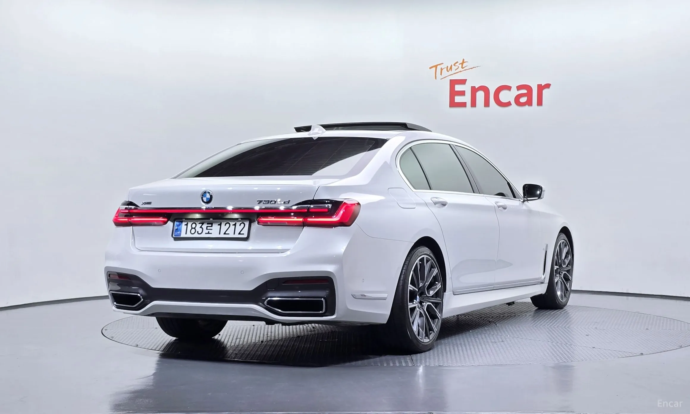 BMW 7 Series (G11)