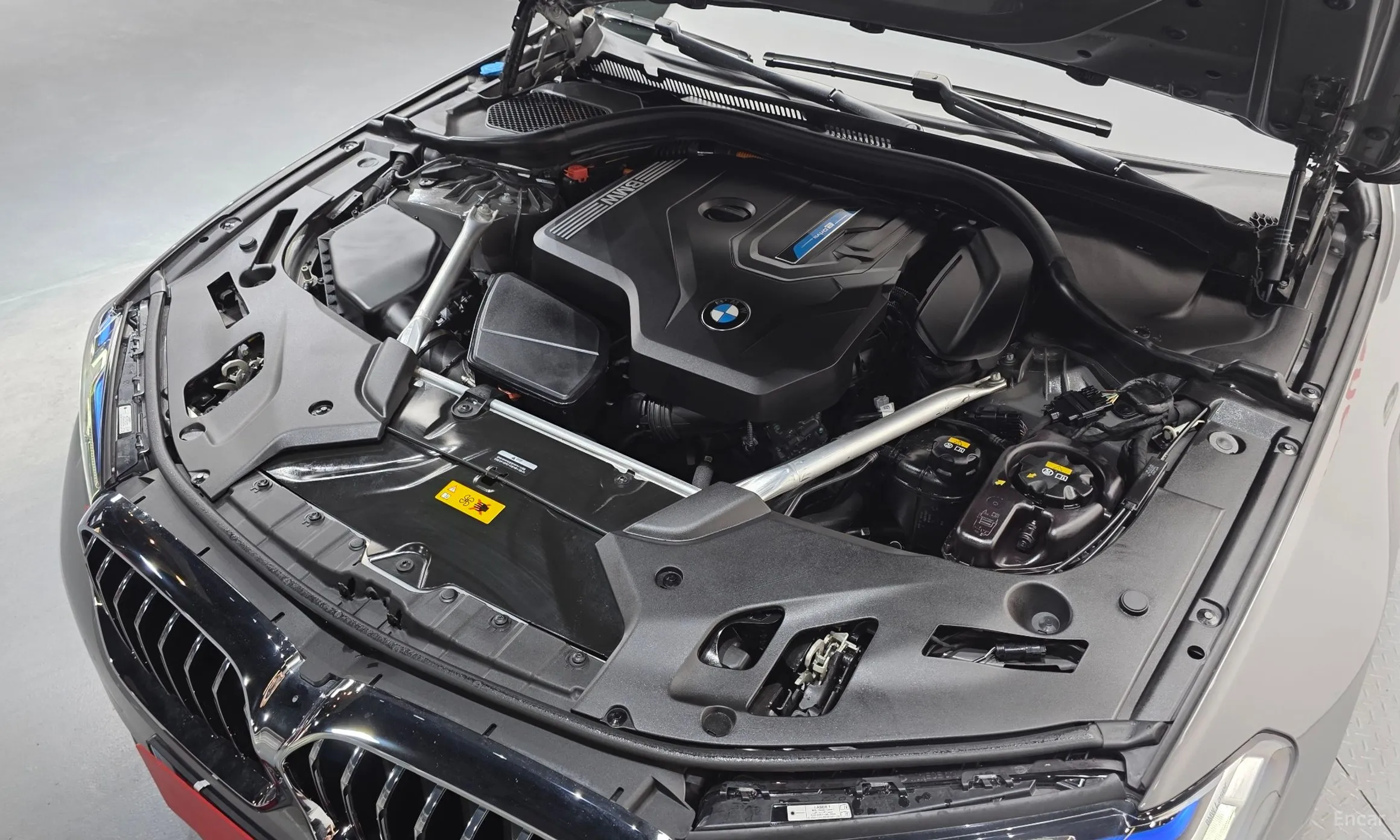 BMW 5 Series (G30) превью 6