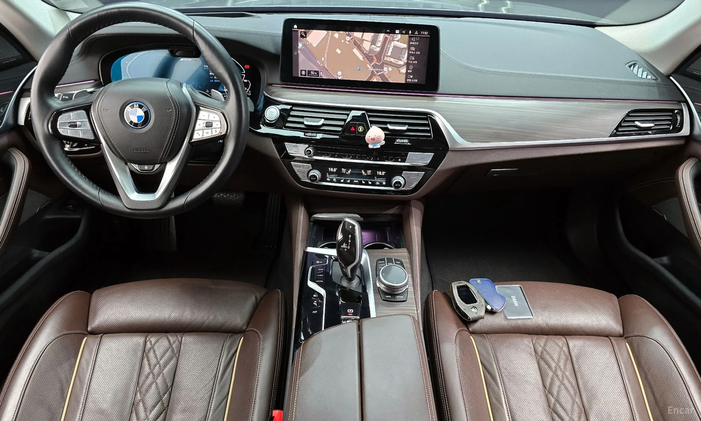 BMW 5 Series (G30) превью 7
