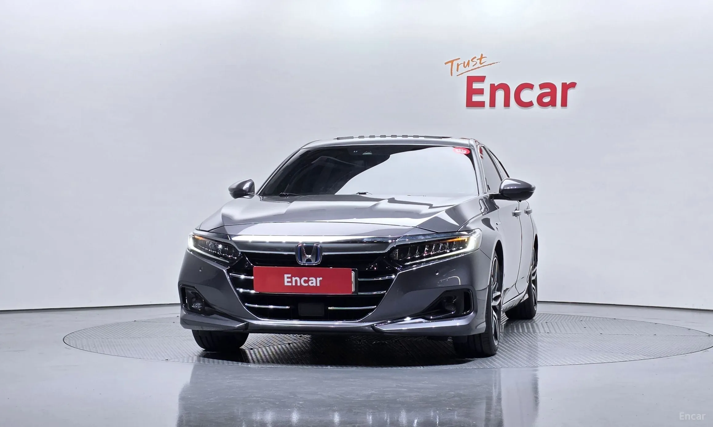Honda Accord 10th Generation превью 3