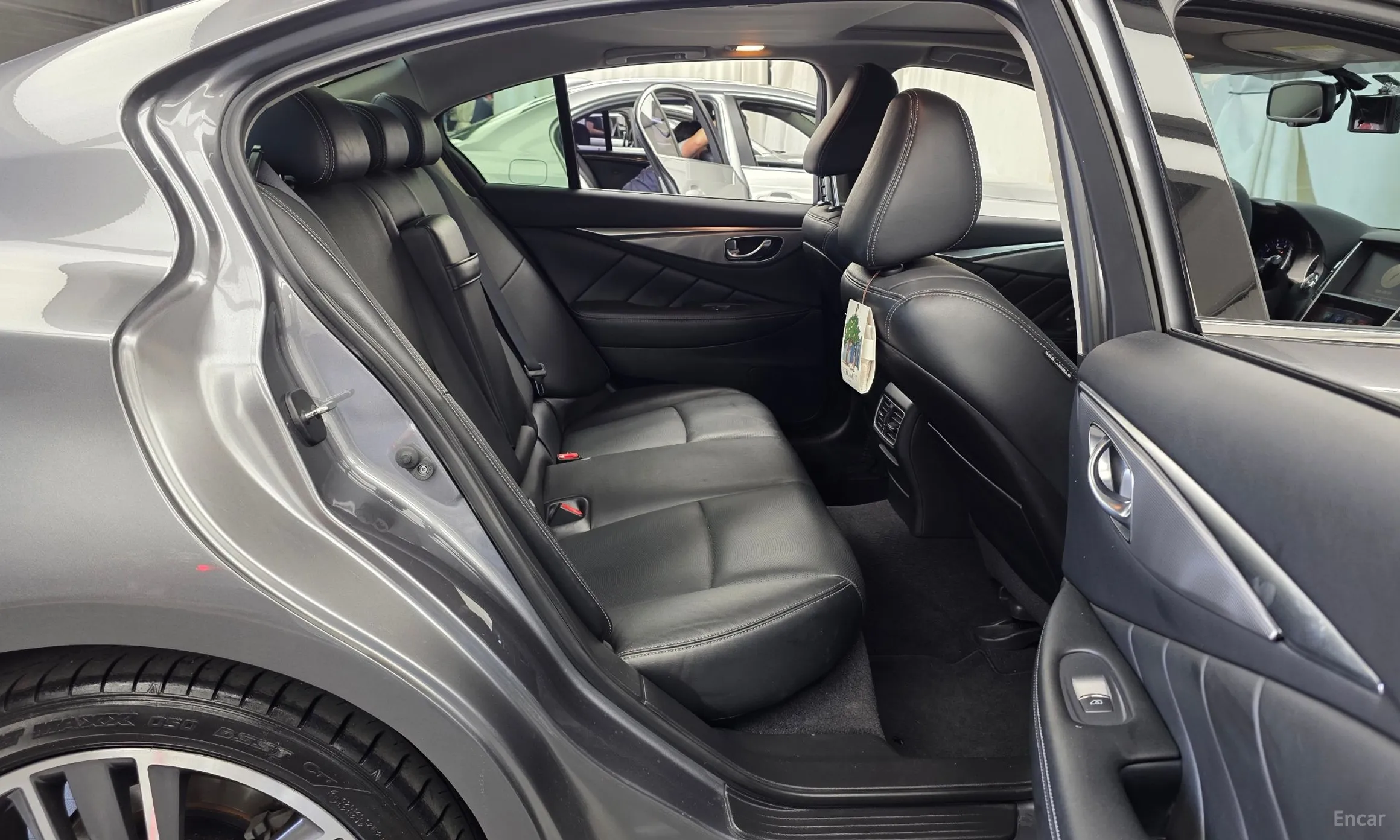 Infiniti Q50 превью 12