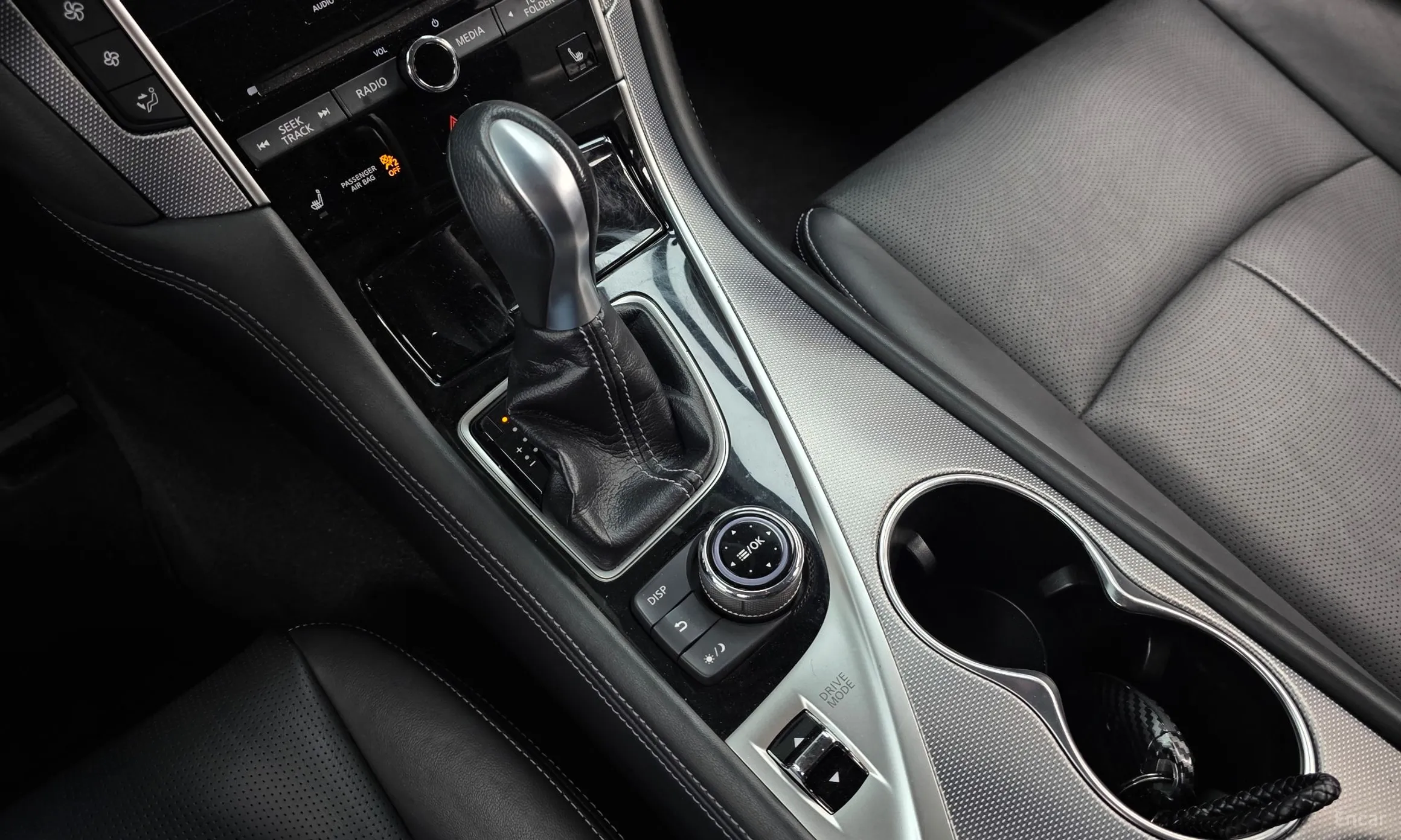 Infiniti Q50 превью 9