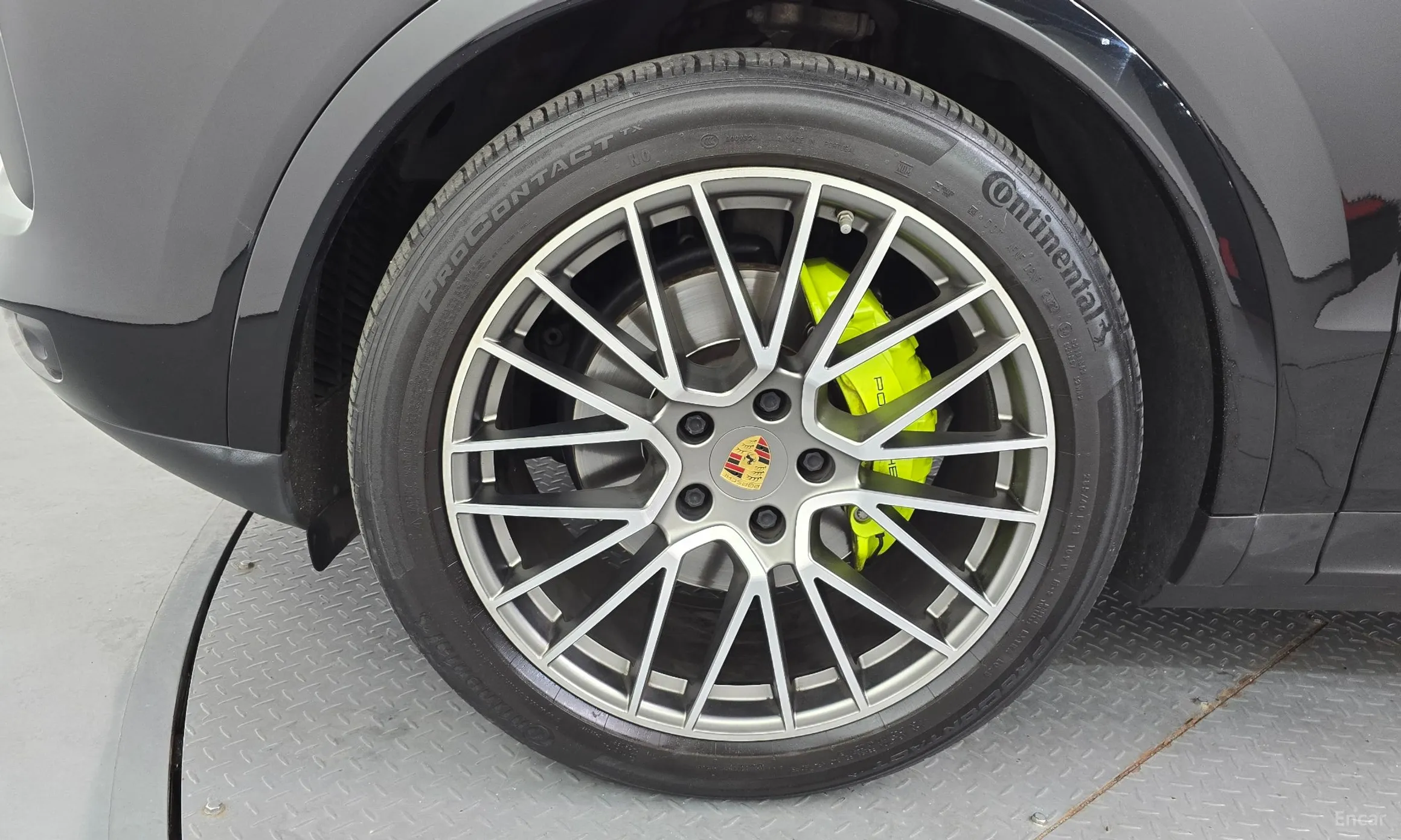 Porsche Cayenne (PO536) превью 5