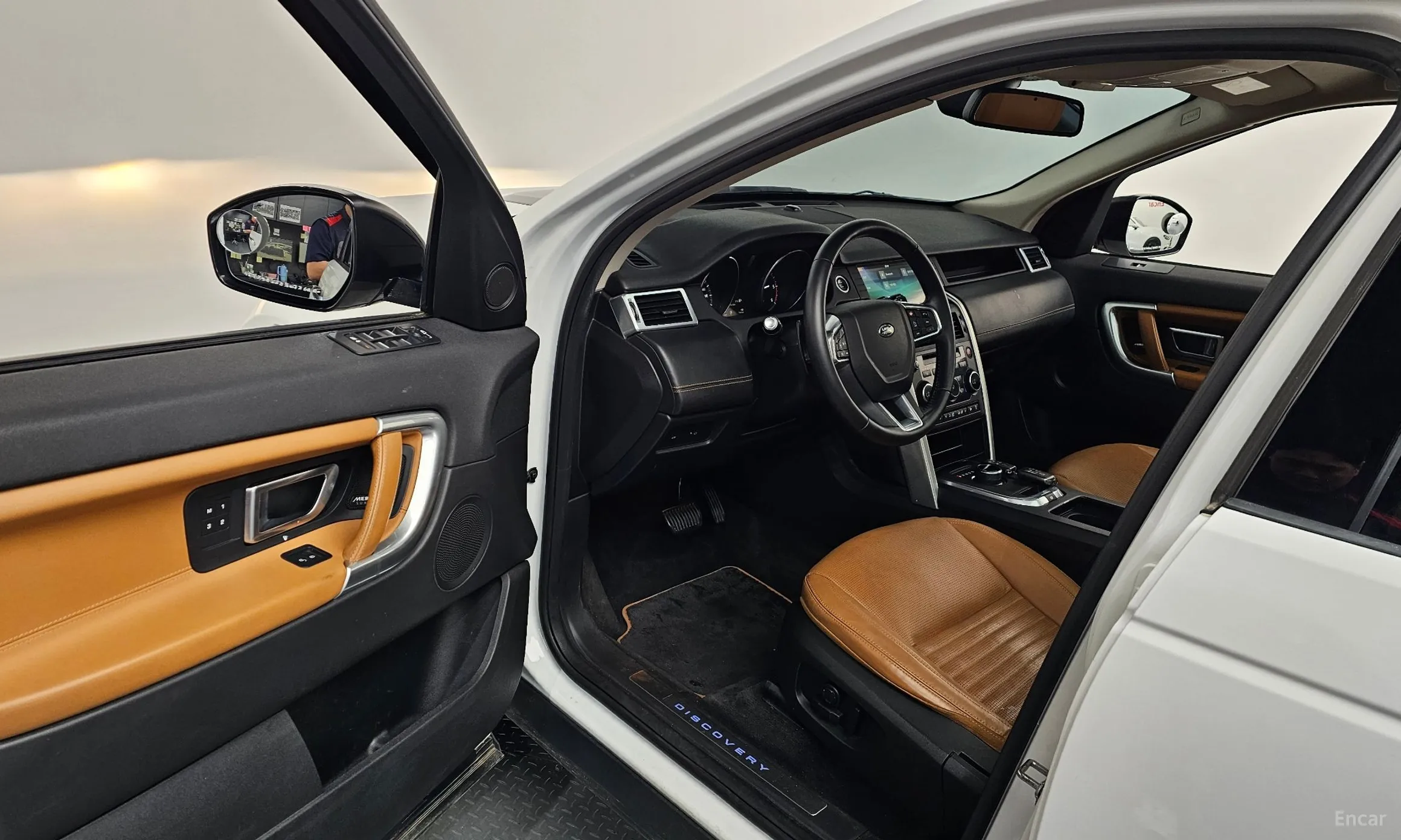 Land Rover Discovery Sports превью 10