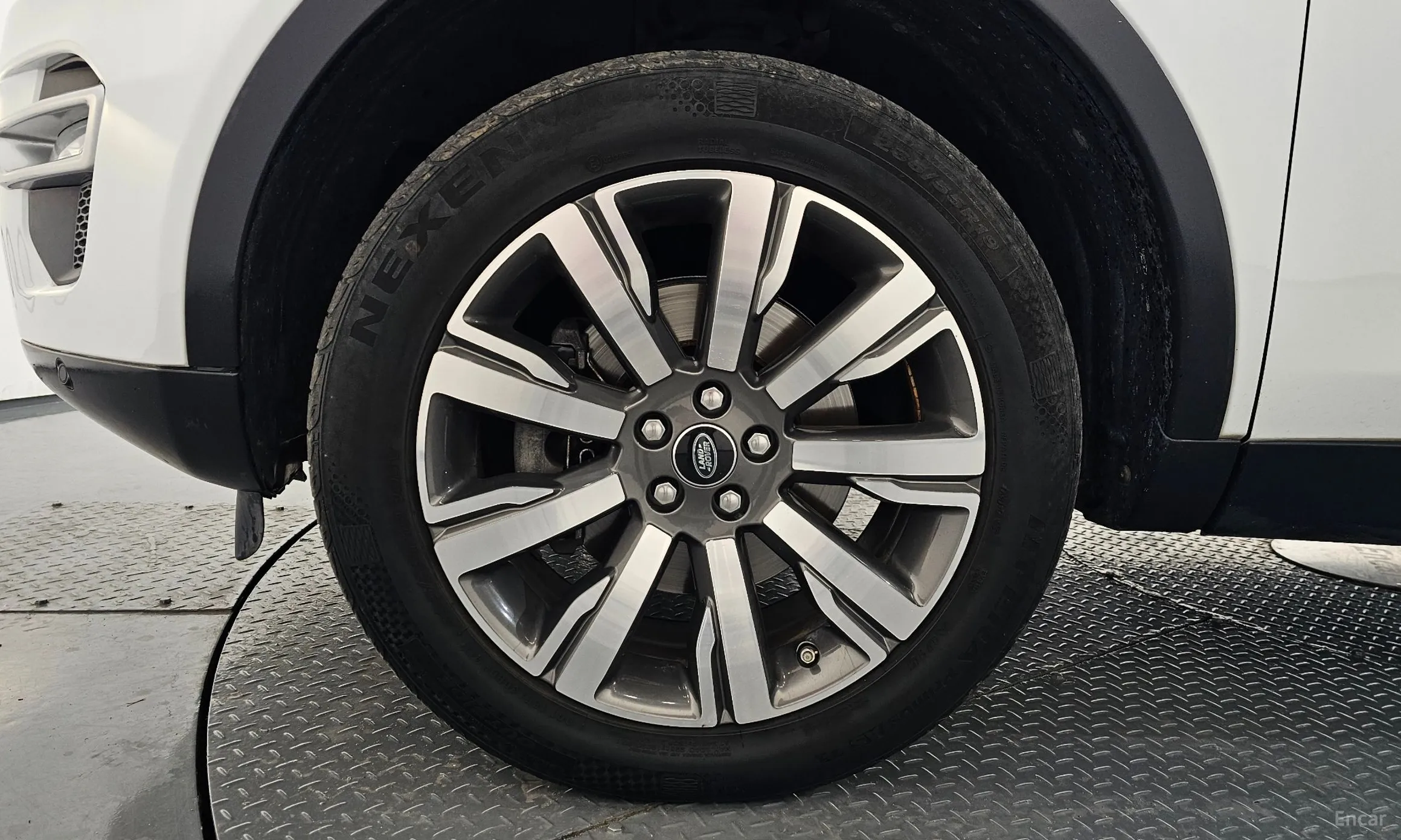 Land Rover Discovery Sports превью 5