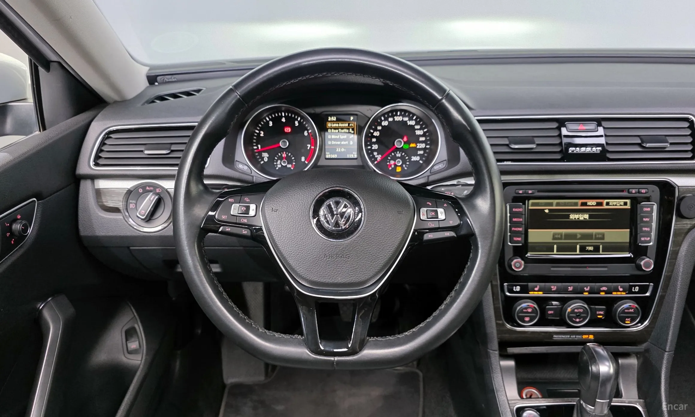 Volkswagen The New Passat превью 13