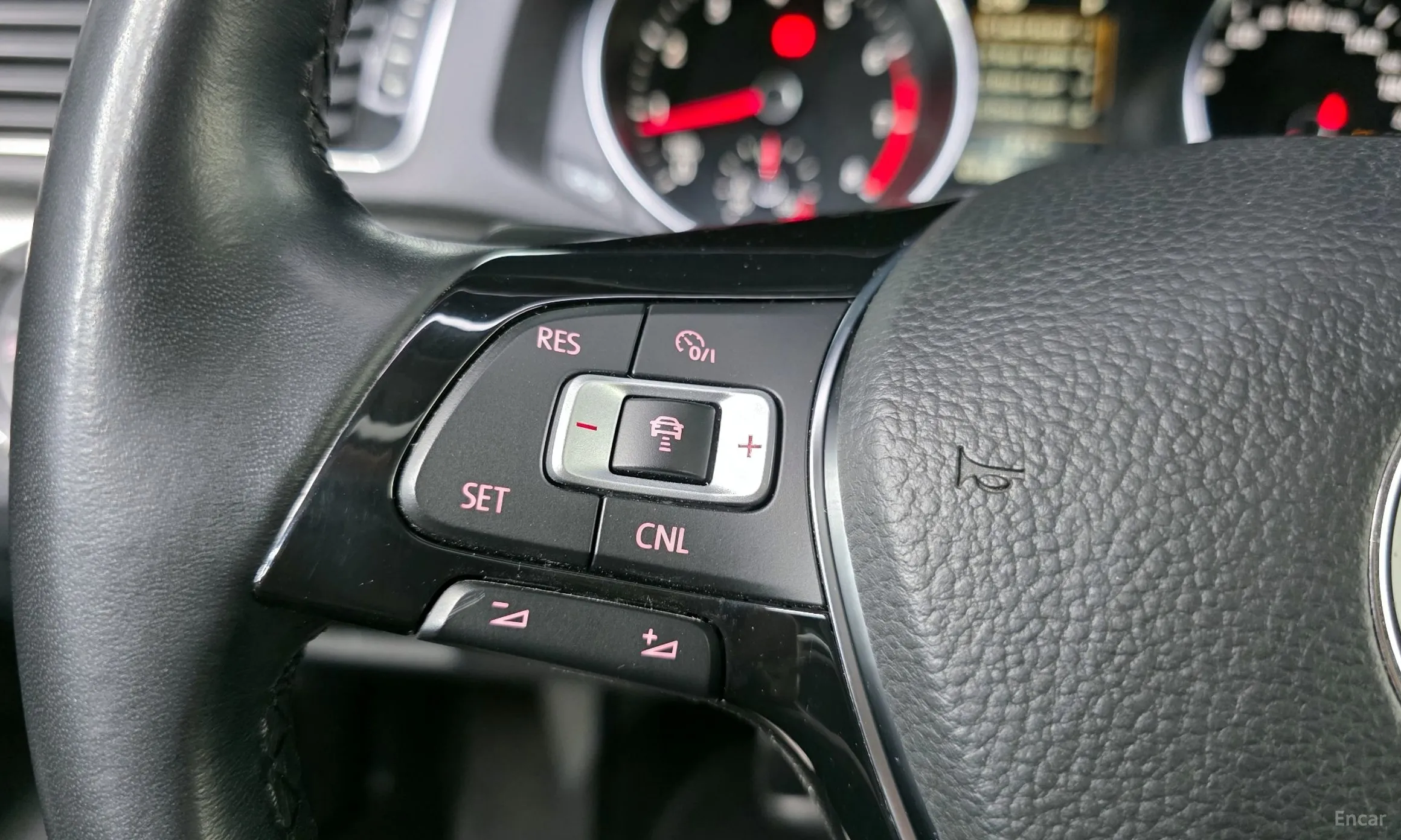Volkswagen The New Passat превью 19