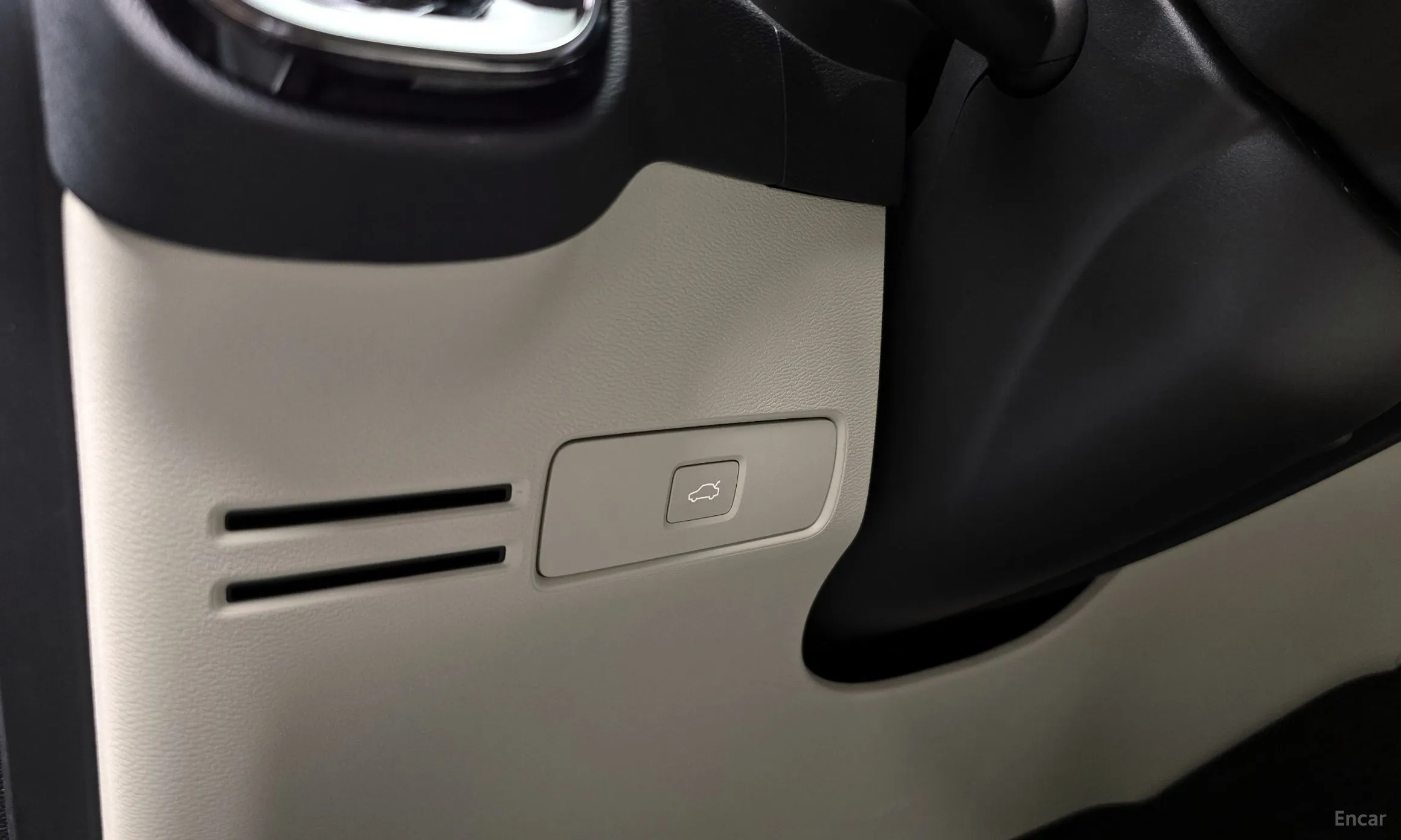 Volvo XC40 превью 20