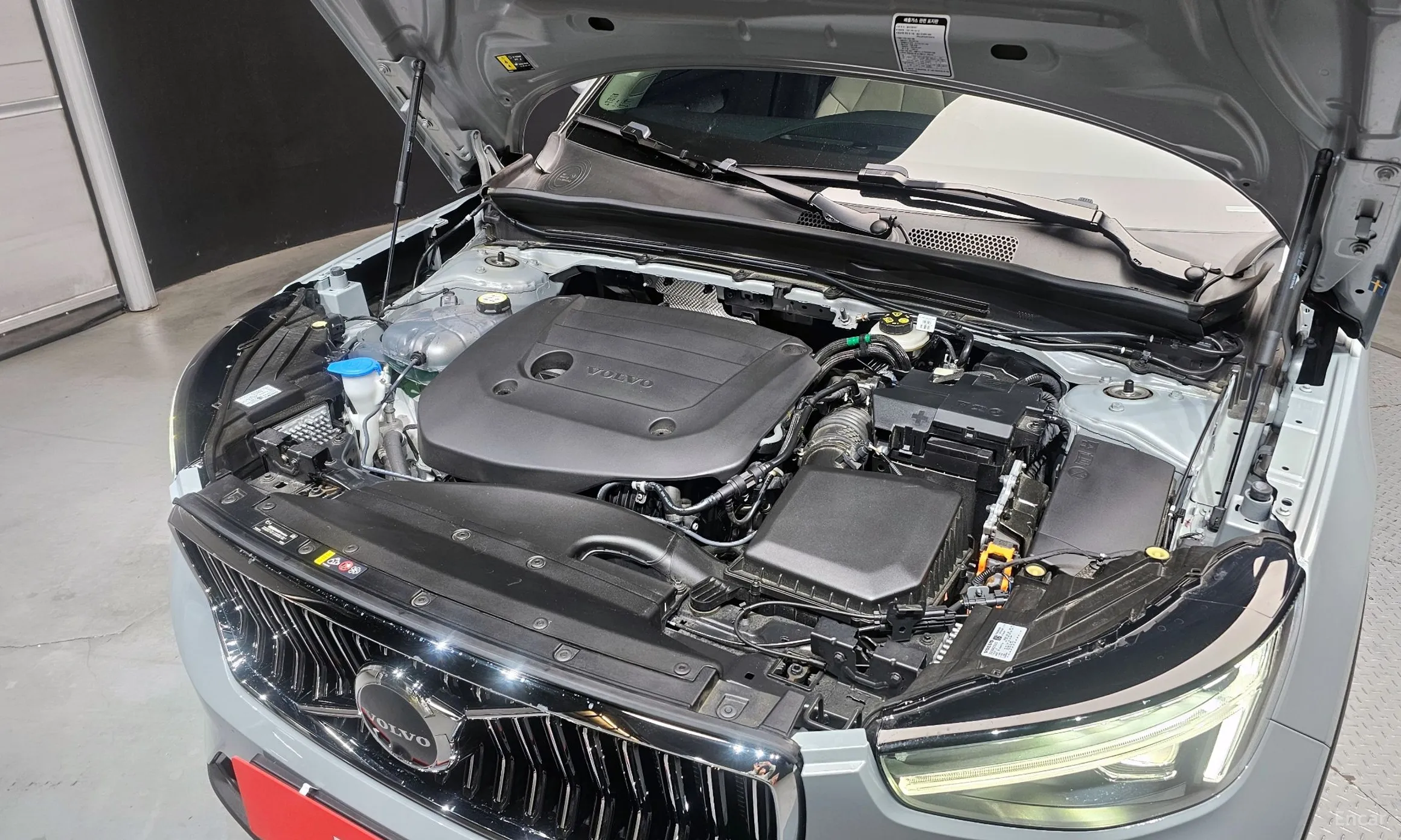 Volvo XC40 превью 6