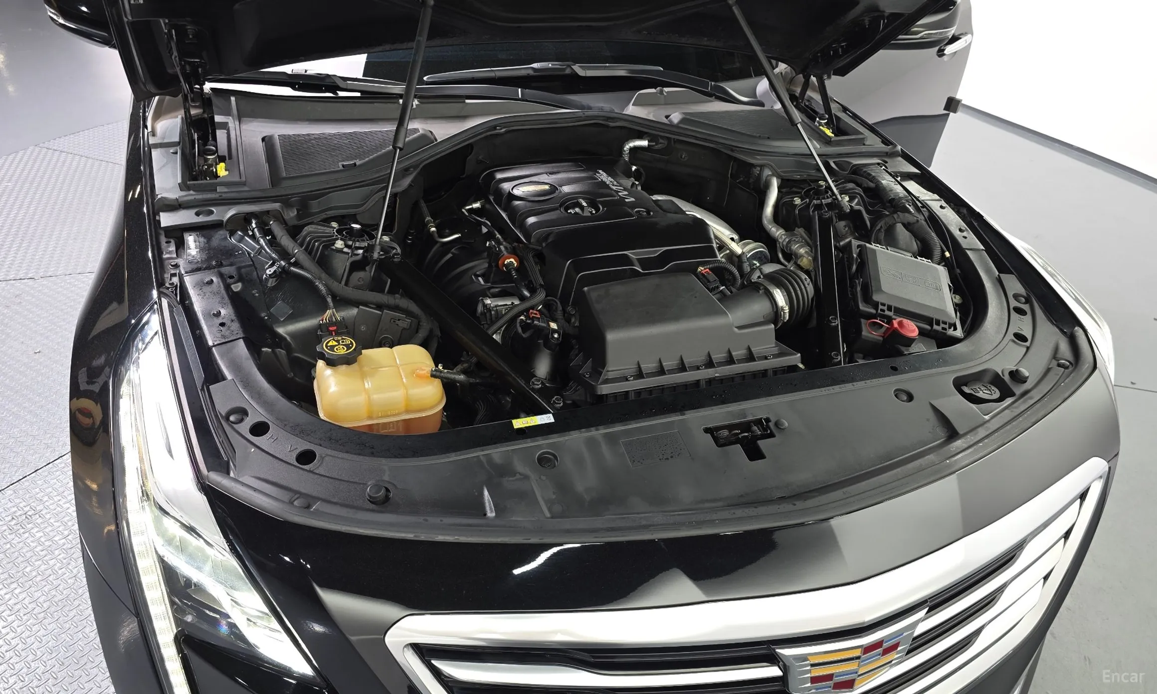 Cadillac CT6 превью 6