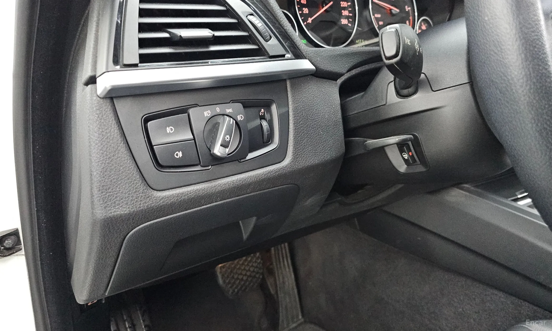 BMW Series 4 (F32) превью 17