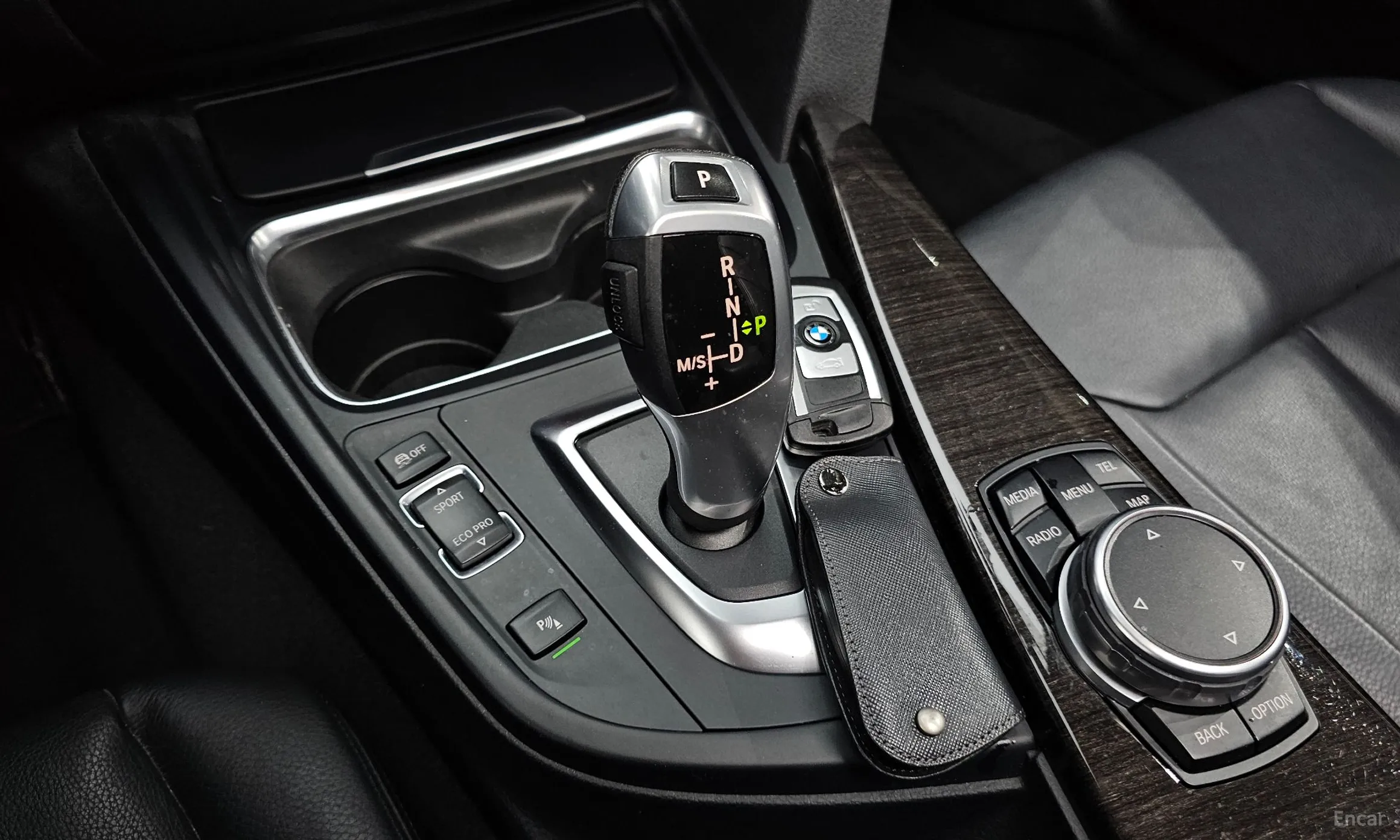 BMW Series 4 (F32) превью 9