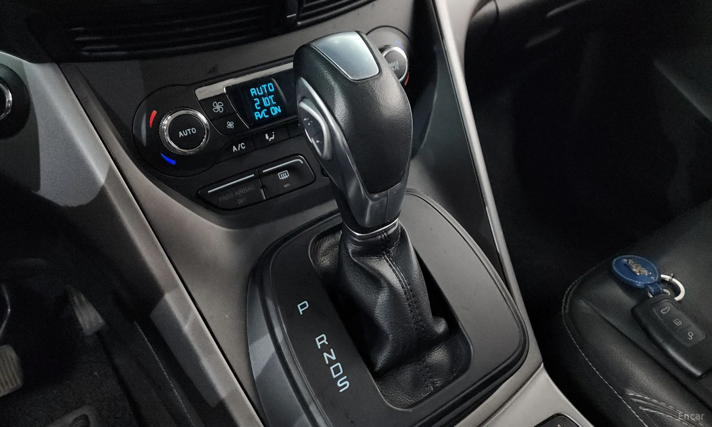 Ford Escape превью 9