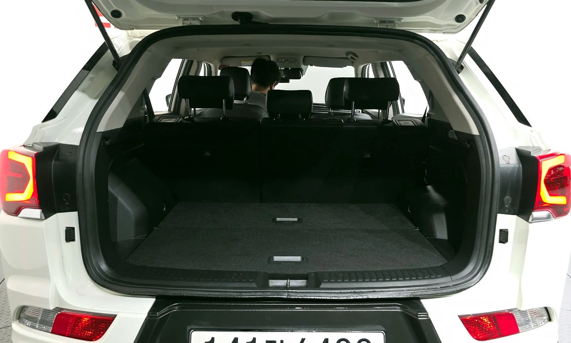 KG Mobility (SsangYong) Beautiful Korando превью 17