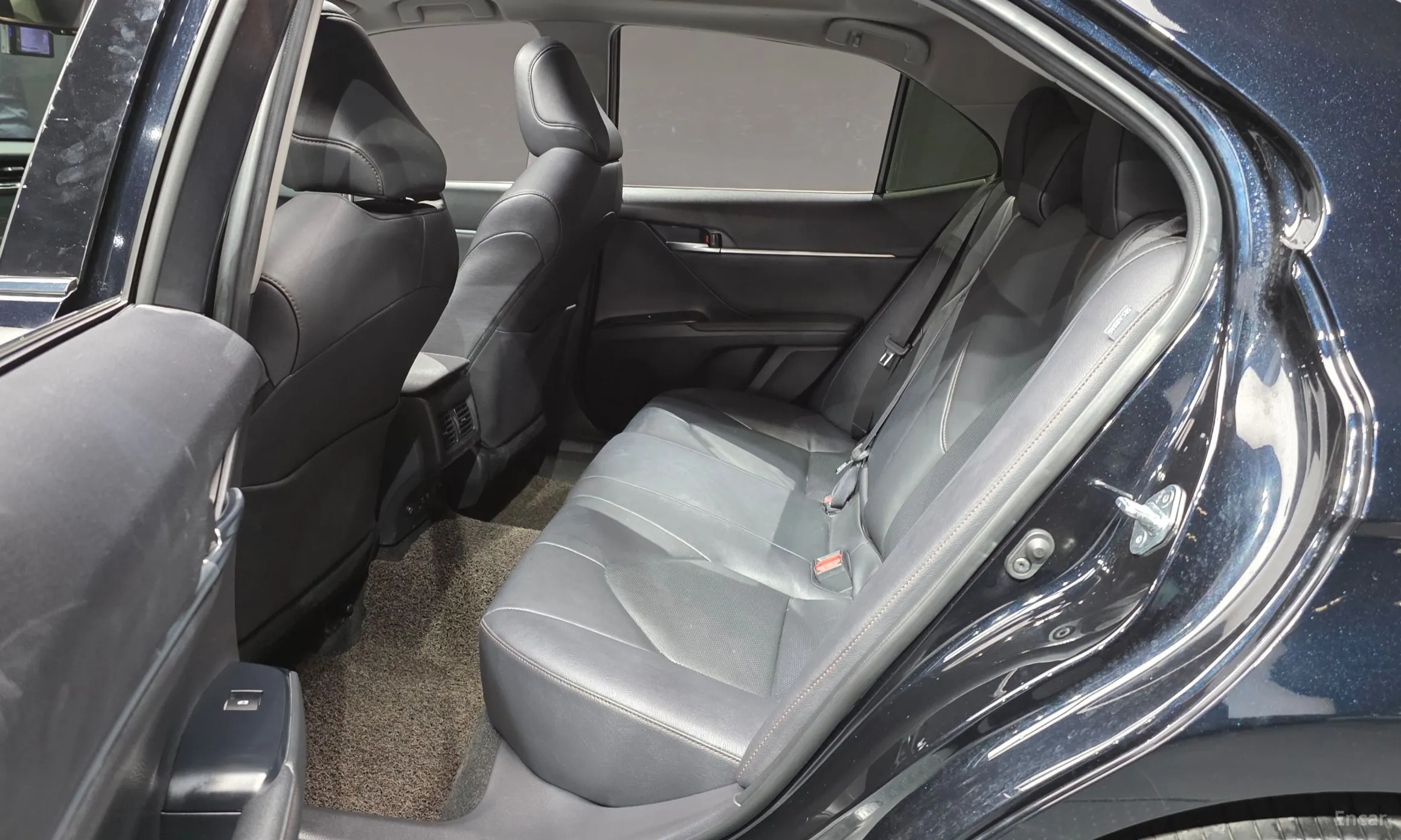 Toyota Camry (XV70) превью 12