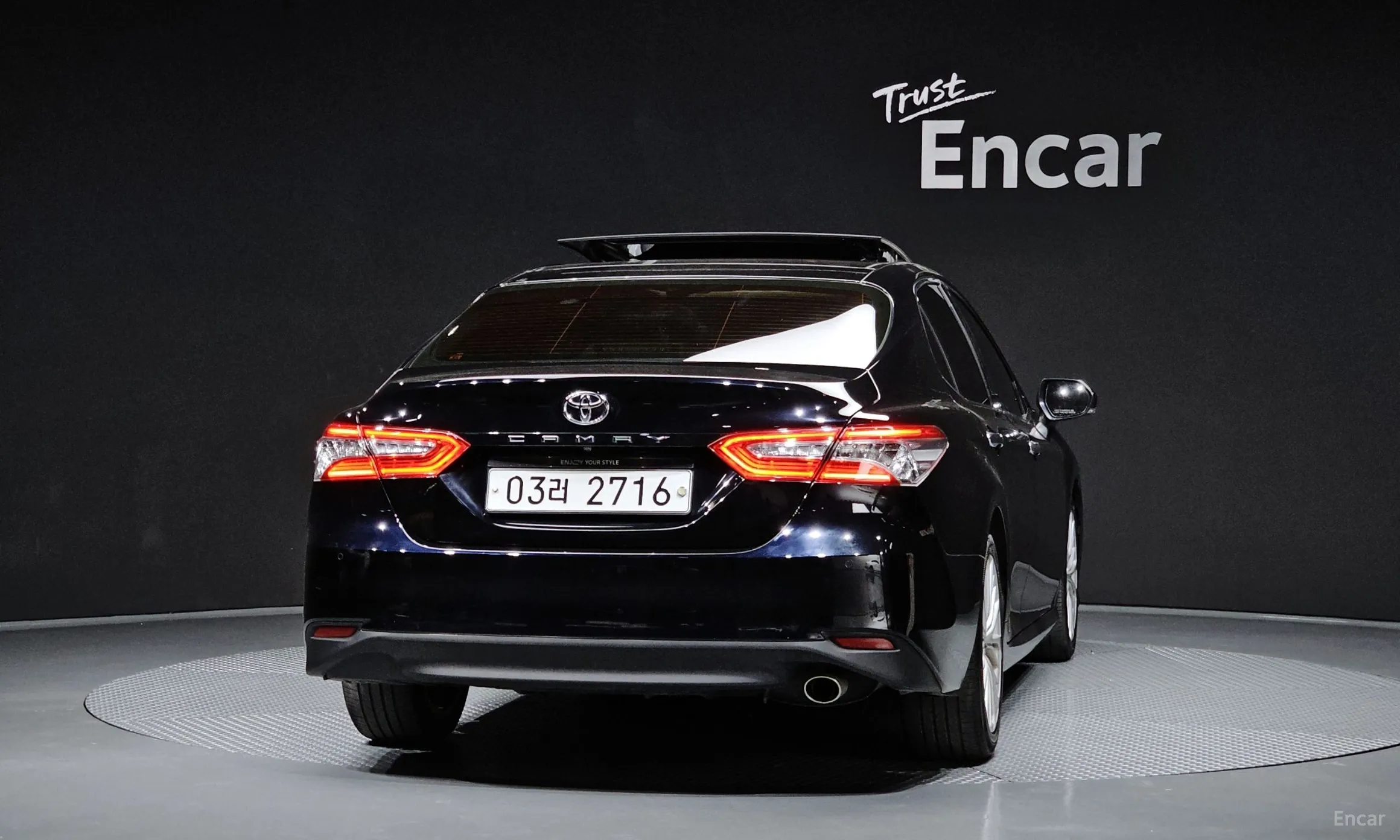 Toyota Camry (XV70) превью 4