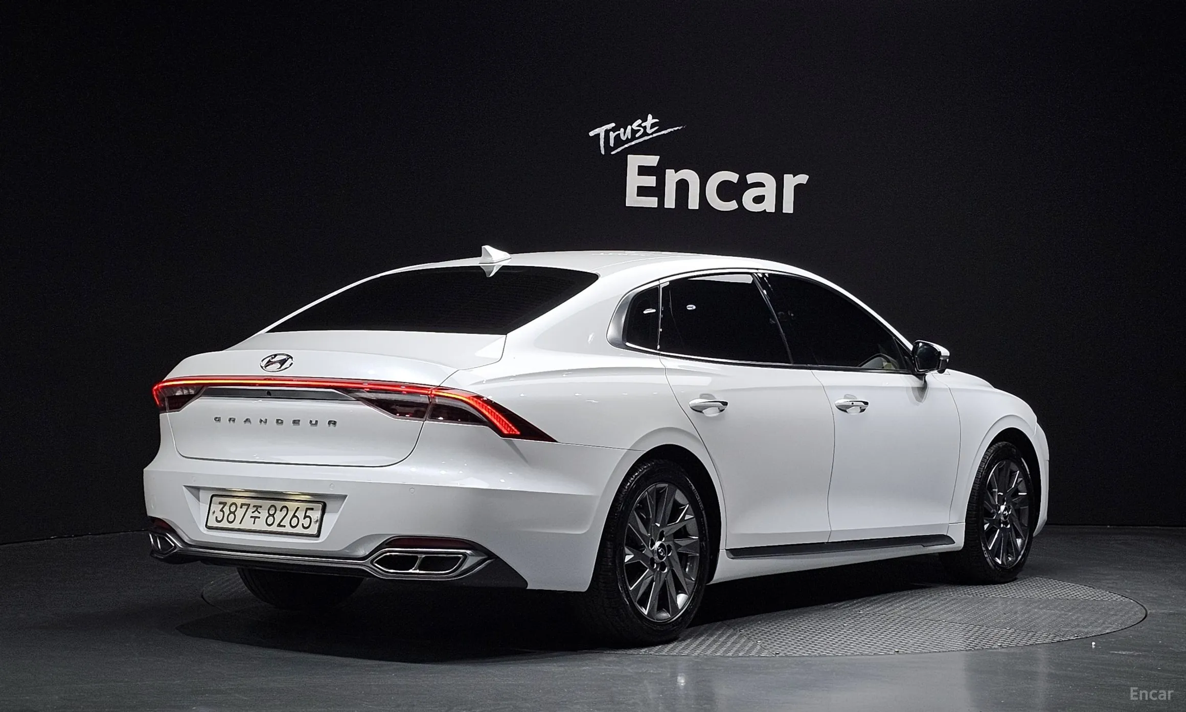Hyundai Grandeur IG Hybrid