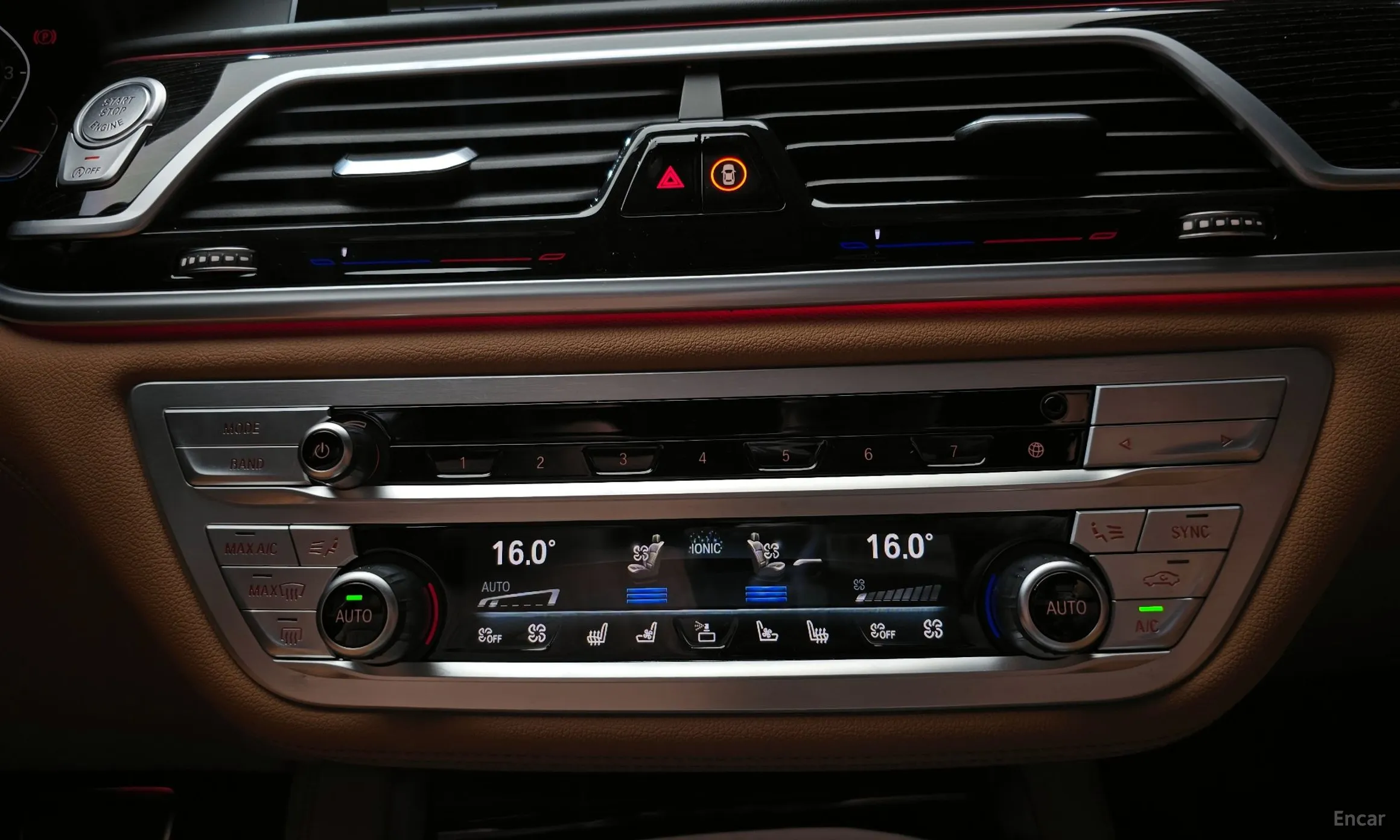 BMW 7 Series (G11) превью 17