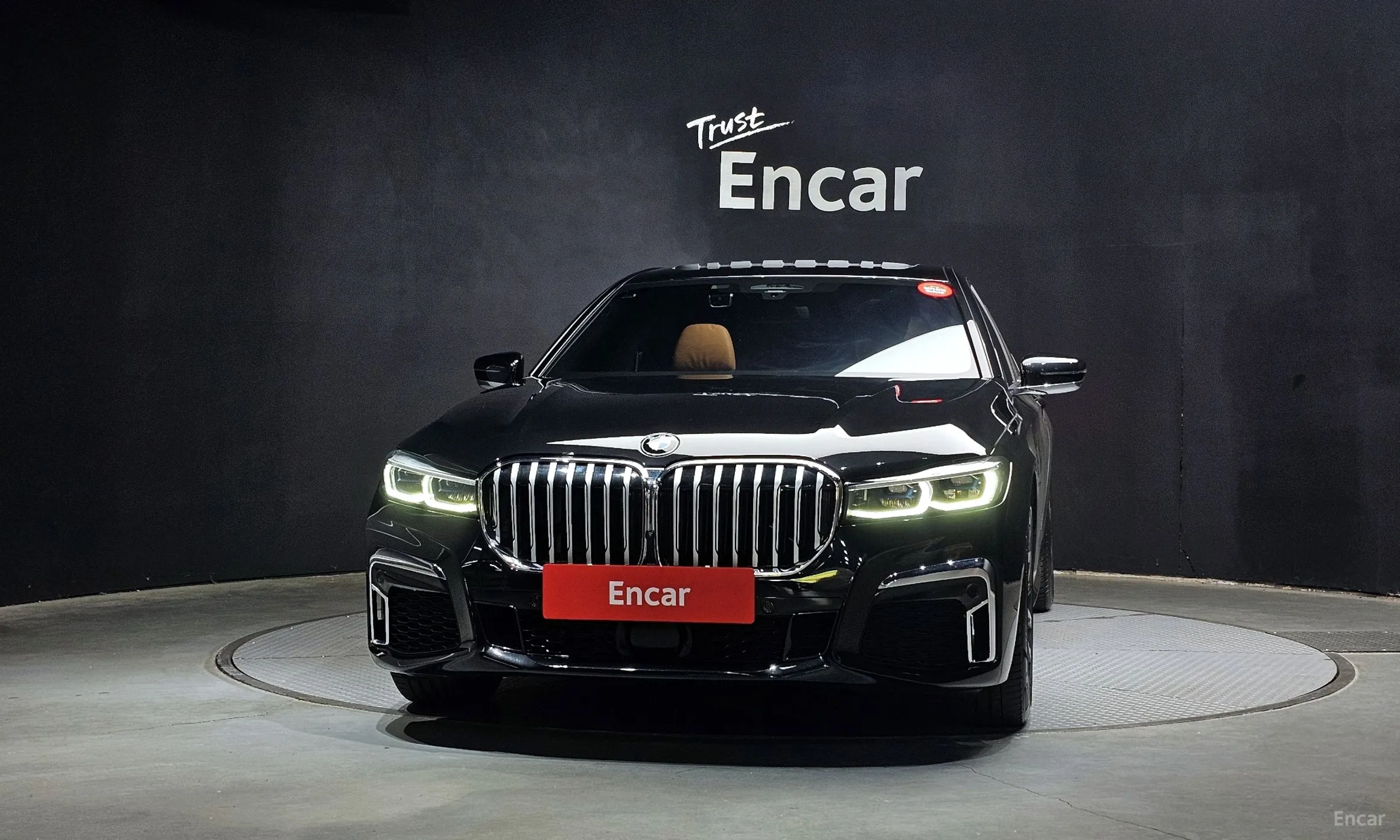 BMW 7 Series (G11) превью 3